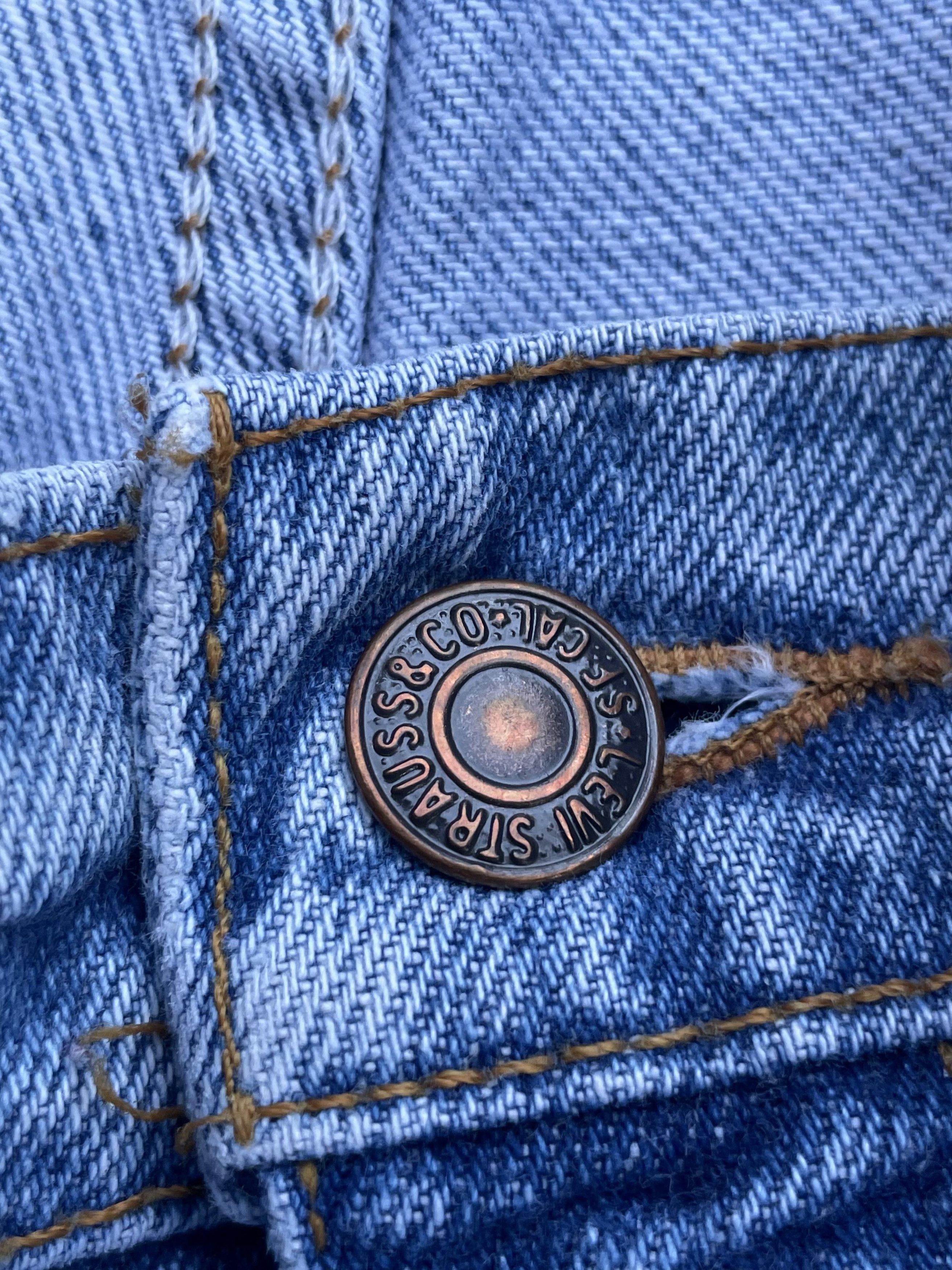 Levi's Vintage 1995 Levis 517 e Orange Tab Denim Short Size US 37 - 9 Thumbnail
