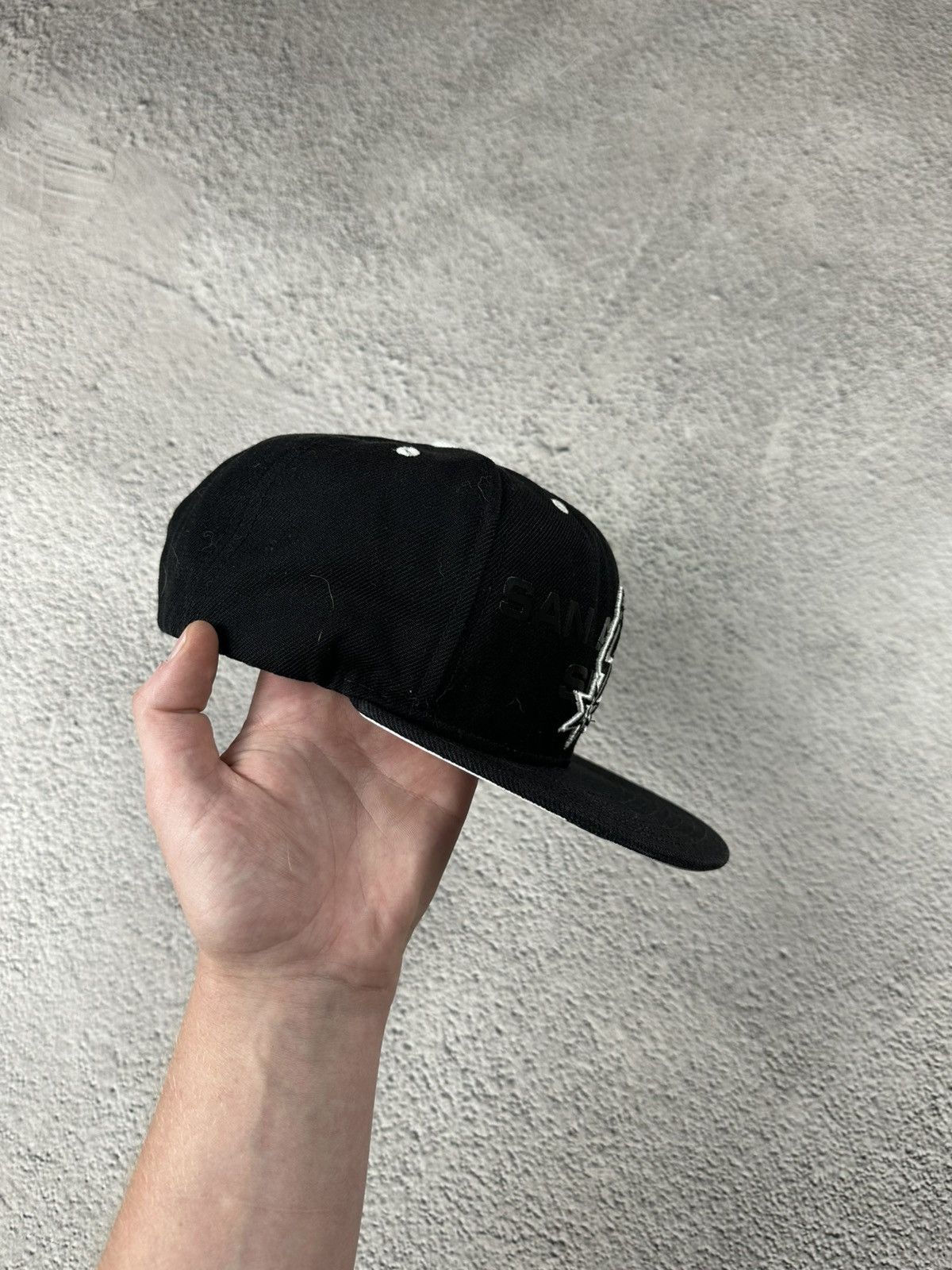 Adidas Adidas San Antonio 2014 NBA Snapback Spurs Y2K Size ONE SIZE - 4 Thumbnail