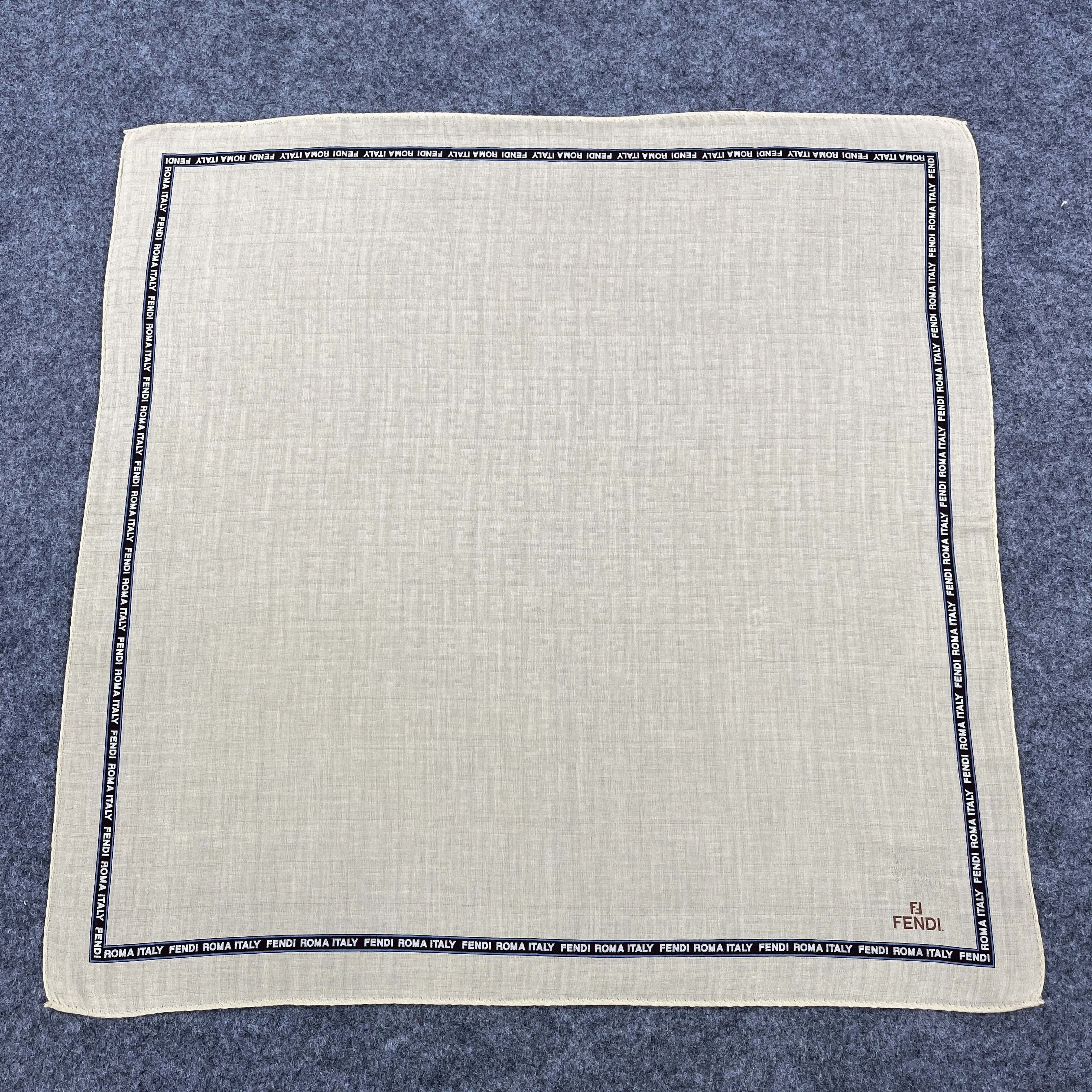 Other FendiHandkerchief / Bandana / Neckerchief B1670 Size ONE SIZE - 1 Thumbnail