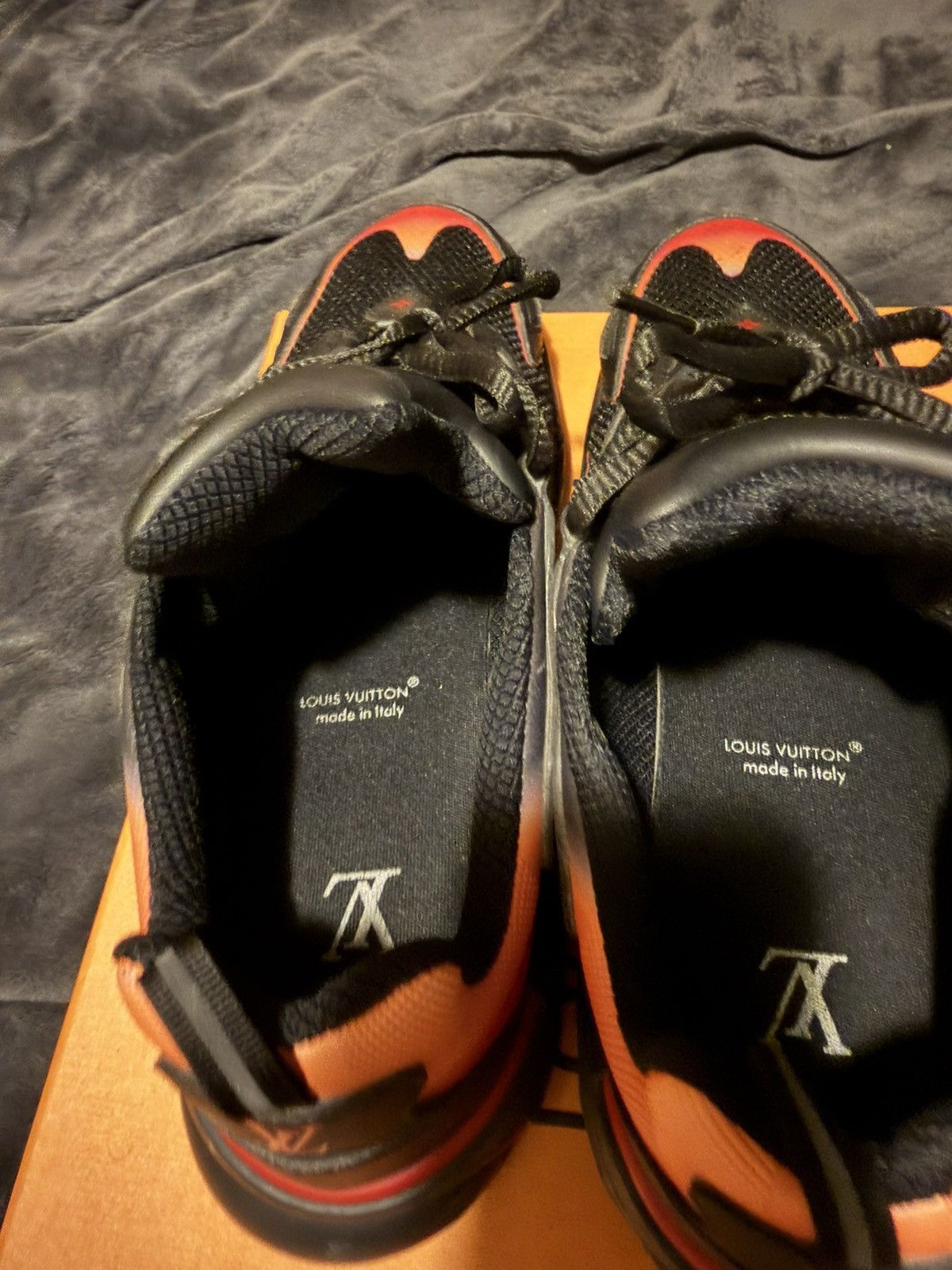 Louis Vuitton Louis Vuitton Black/Multicolor runner sneaker Size US 9.5 / EU 42-43 - 6 Thumbnail