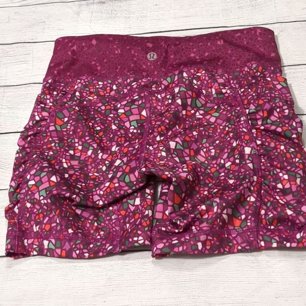 Lululemon Lululemon speed track shorts size 4 Size 27" / US 4 / IT 40 - 3 Thumbnail