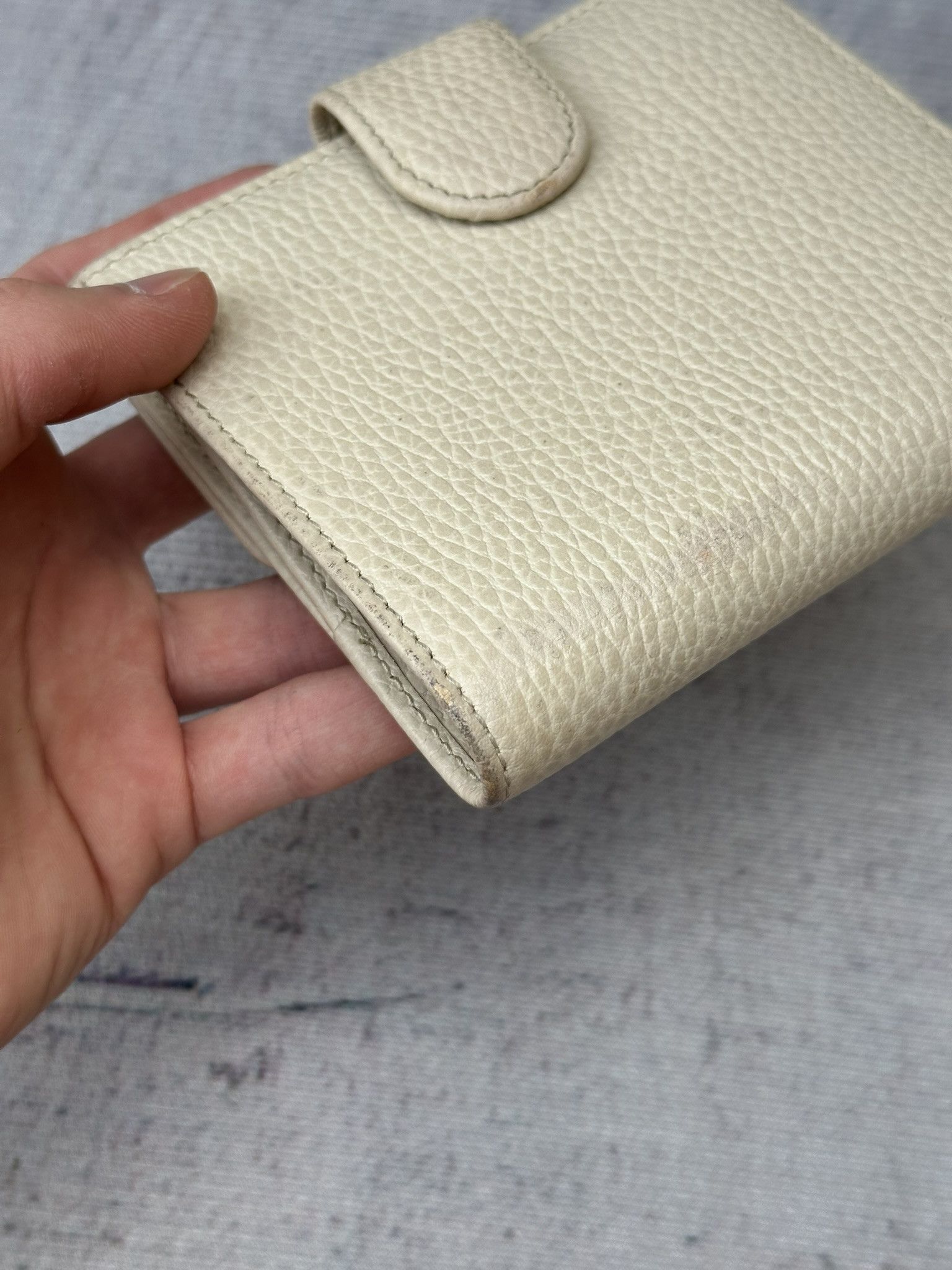 Gucci Gucci Wallet Compact Interlocking G Dollar Logo Ivory Size ONE SIZE - 10 Thumbnail