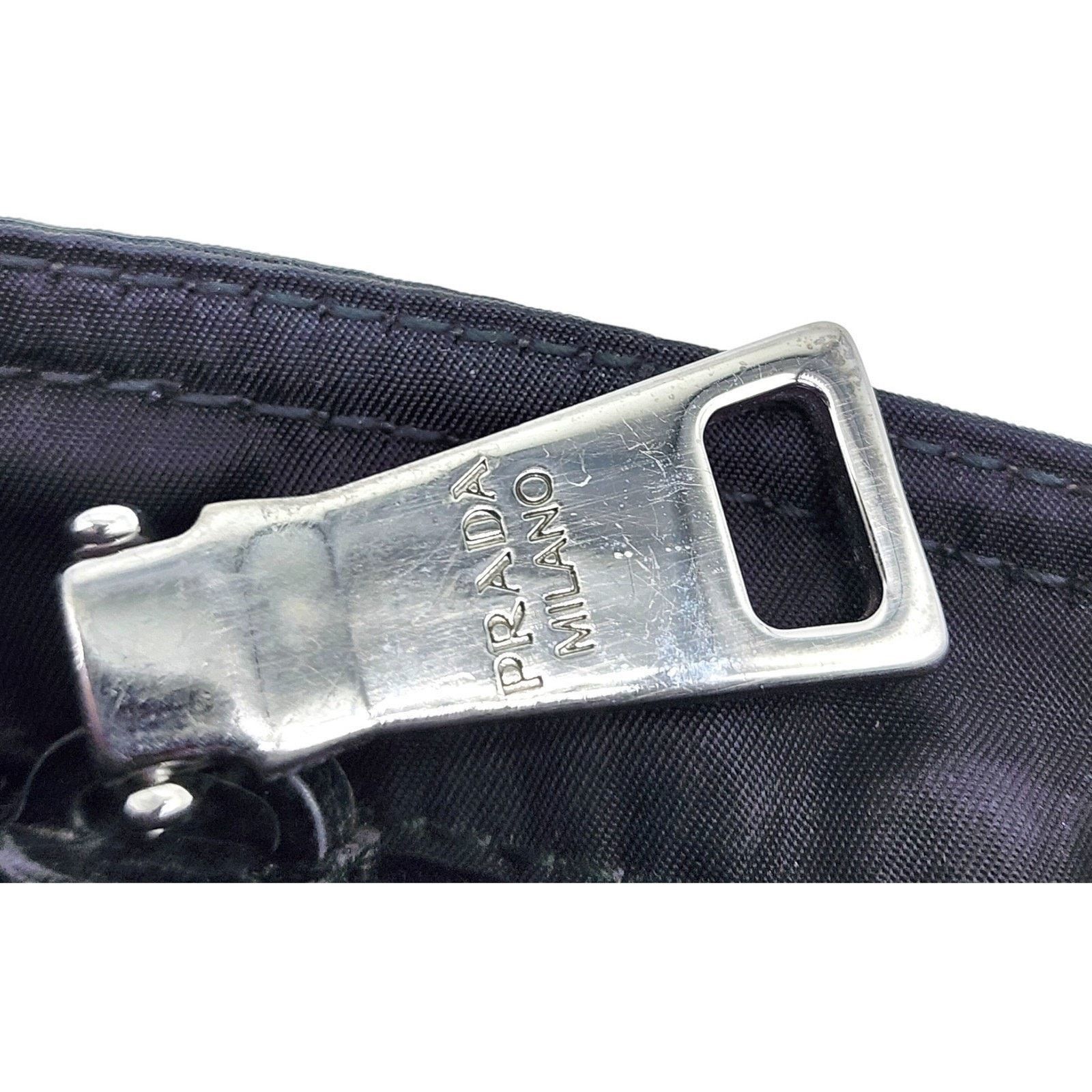 Prada Triangle Logo Nylon and Leather Crossbody Shoulder Bag Black Size ONE SIZE - 10 Thumbnail