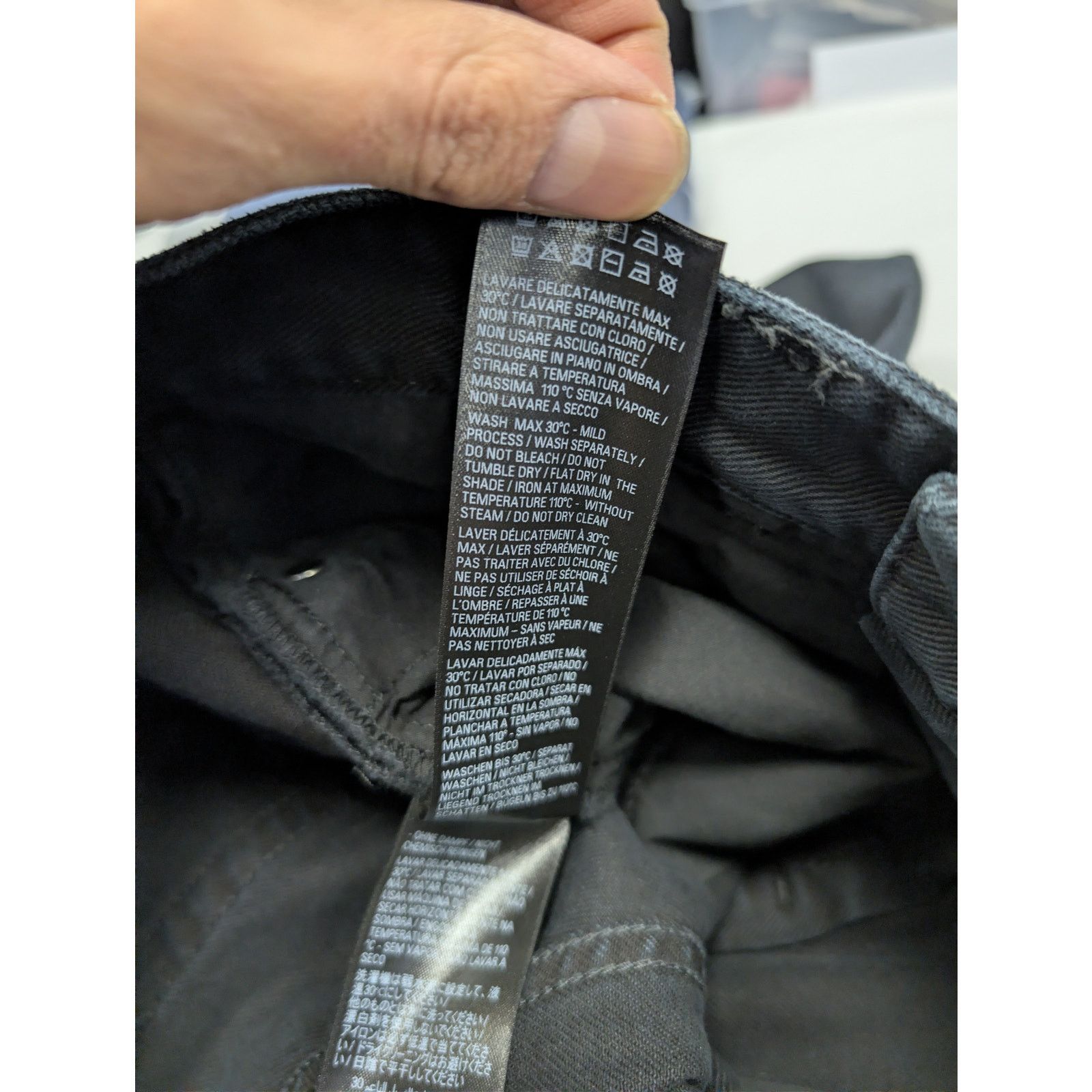 Balenciaga o1rshd1 CCRAB Soft Black Left Hand Denim Jeans Pants Size US 33 - 19 Thumbnail