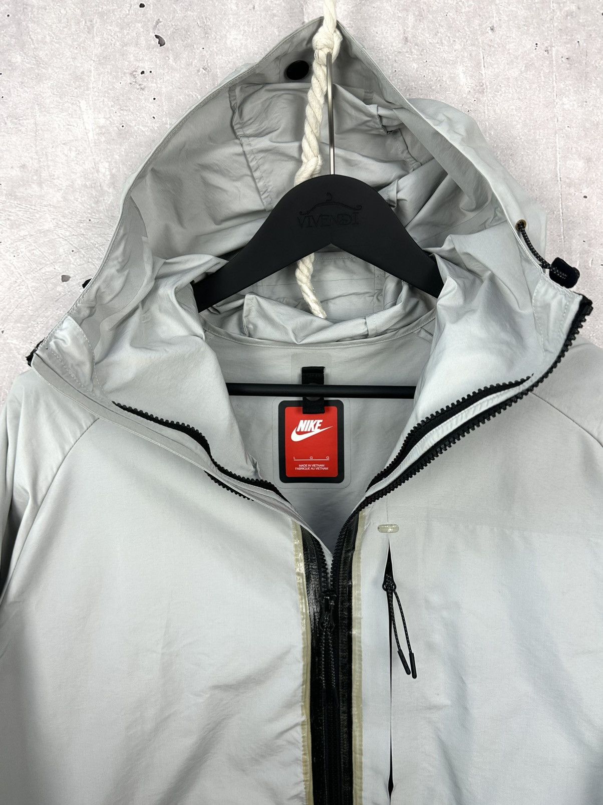 Nike × Vintage Nike Tech Fleece Grey Nylon Logo Hooded Light Jacket Size US L / EU 52-54 / 3 - 12 Thumbnail