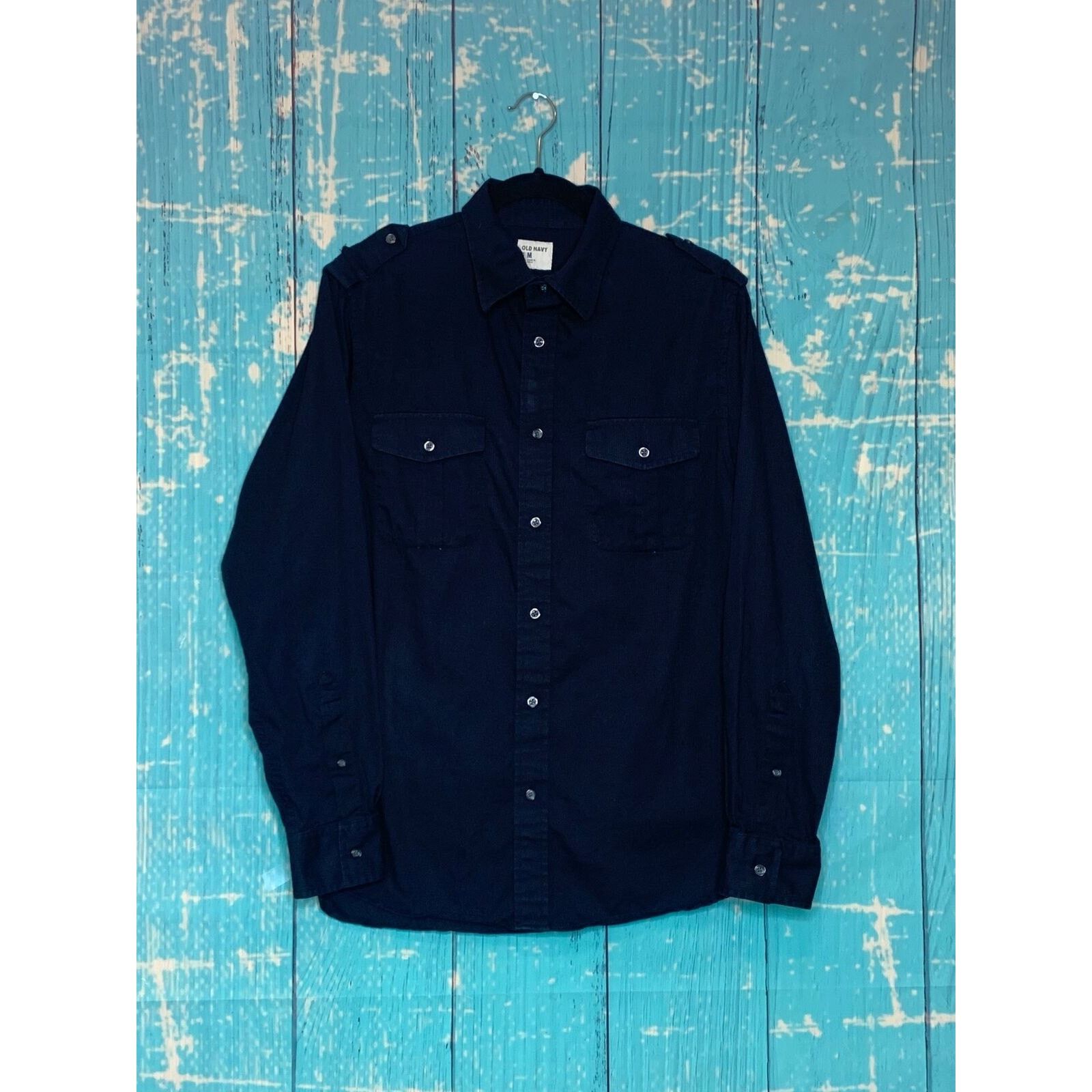 Old Navy Old Navy bkue casual button shirt size M Size US M / EU 48-50 / 2 - 7 Thumbnail