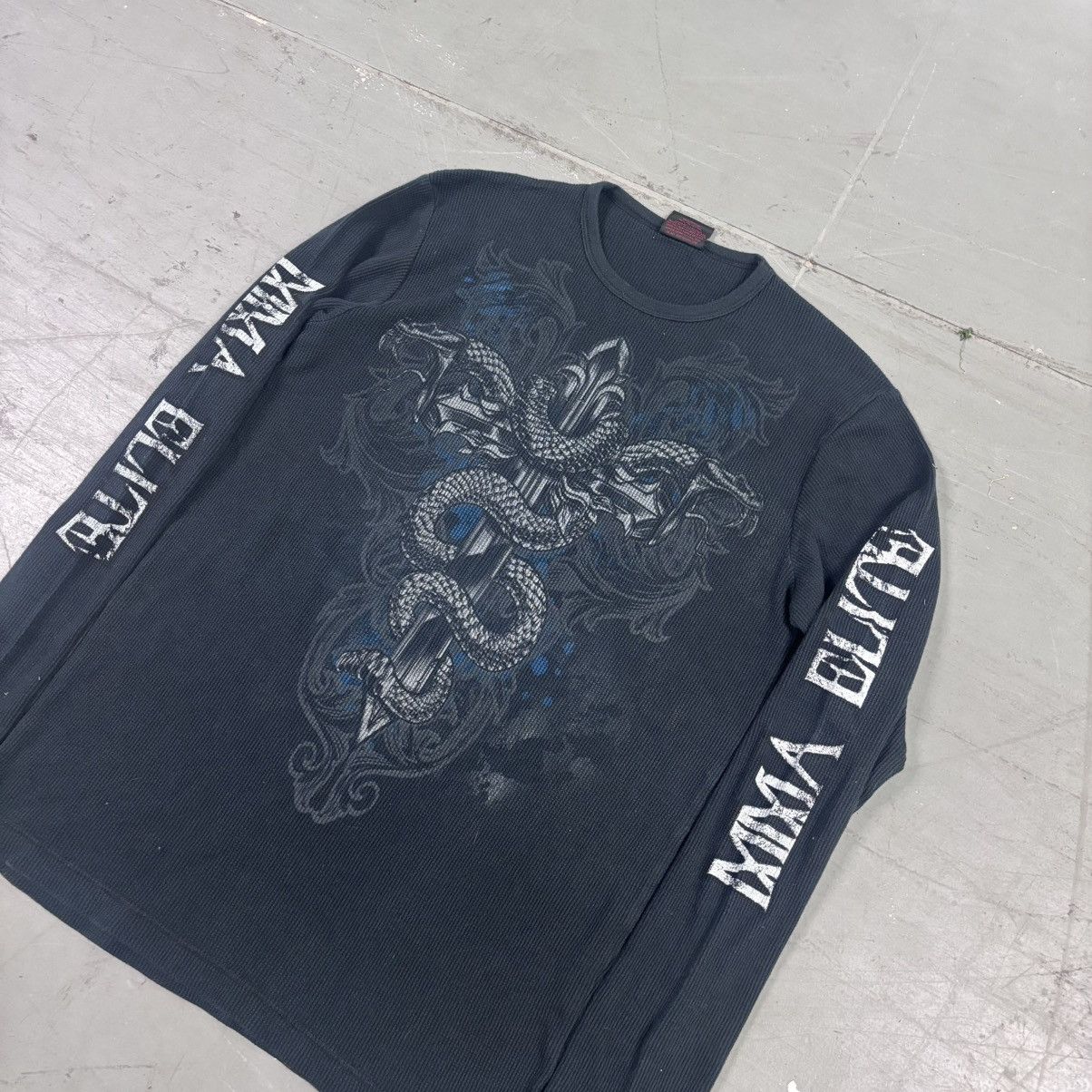 Affliction × Vintage MMA Faded grail Elite long sleeve waffle thermal Size US L / EU 52-54 / 3 - 2 Thumbnail