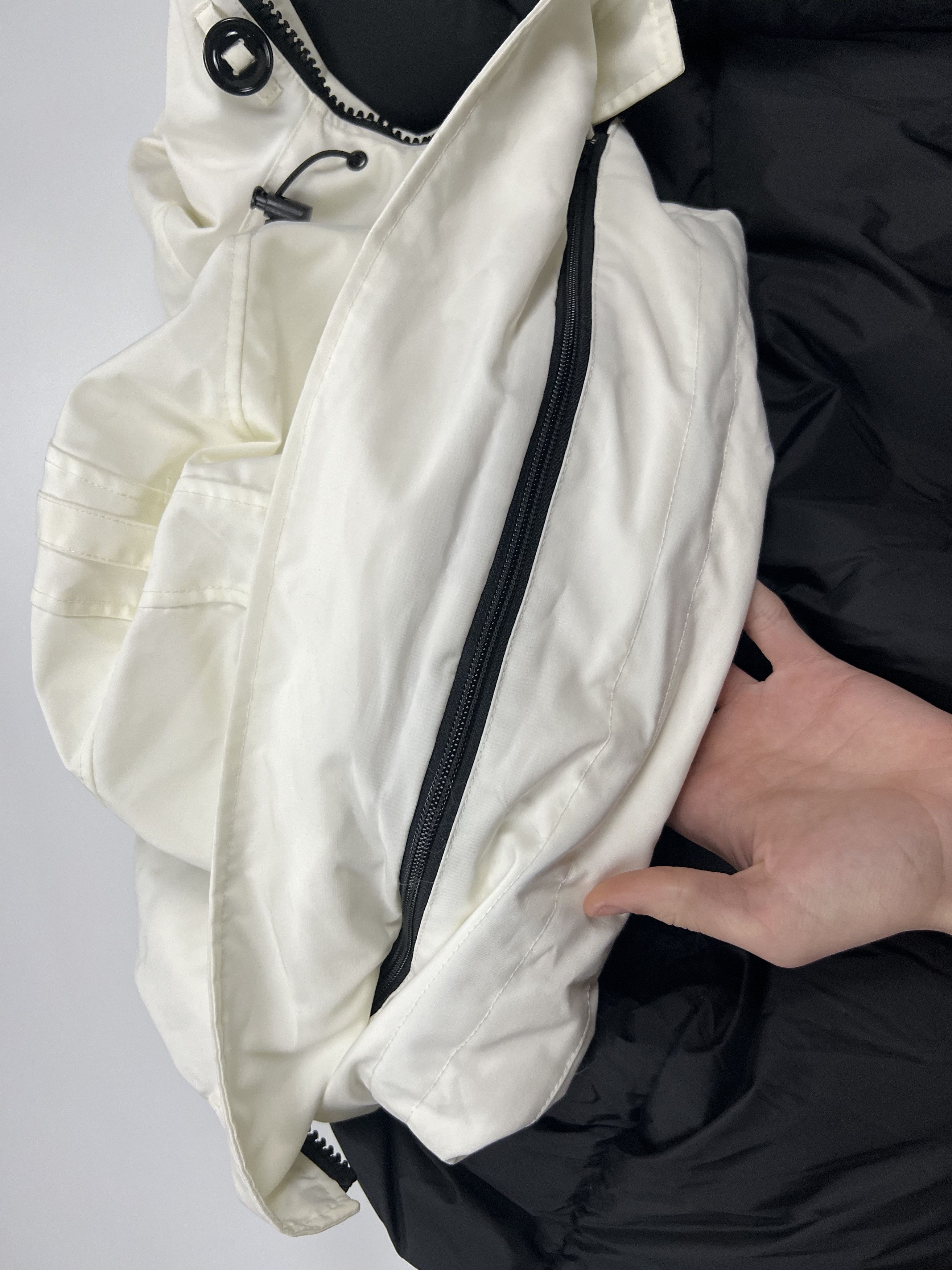 Canada Goose canada goose puffer bomber size L luxury Size L / US 10 / IT 46 - 17 Thumbnail