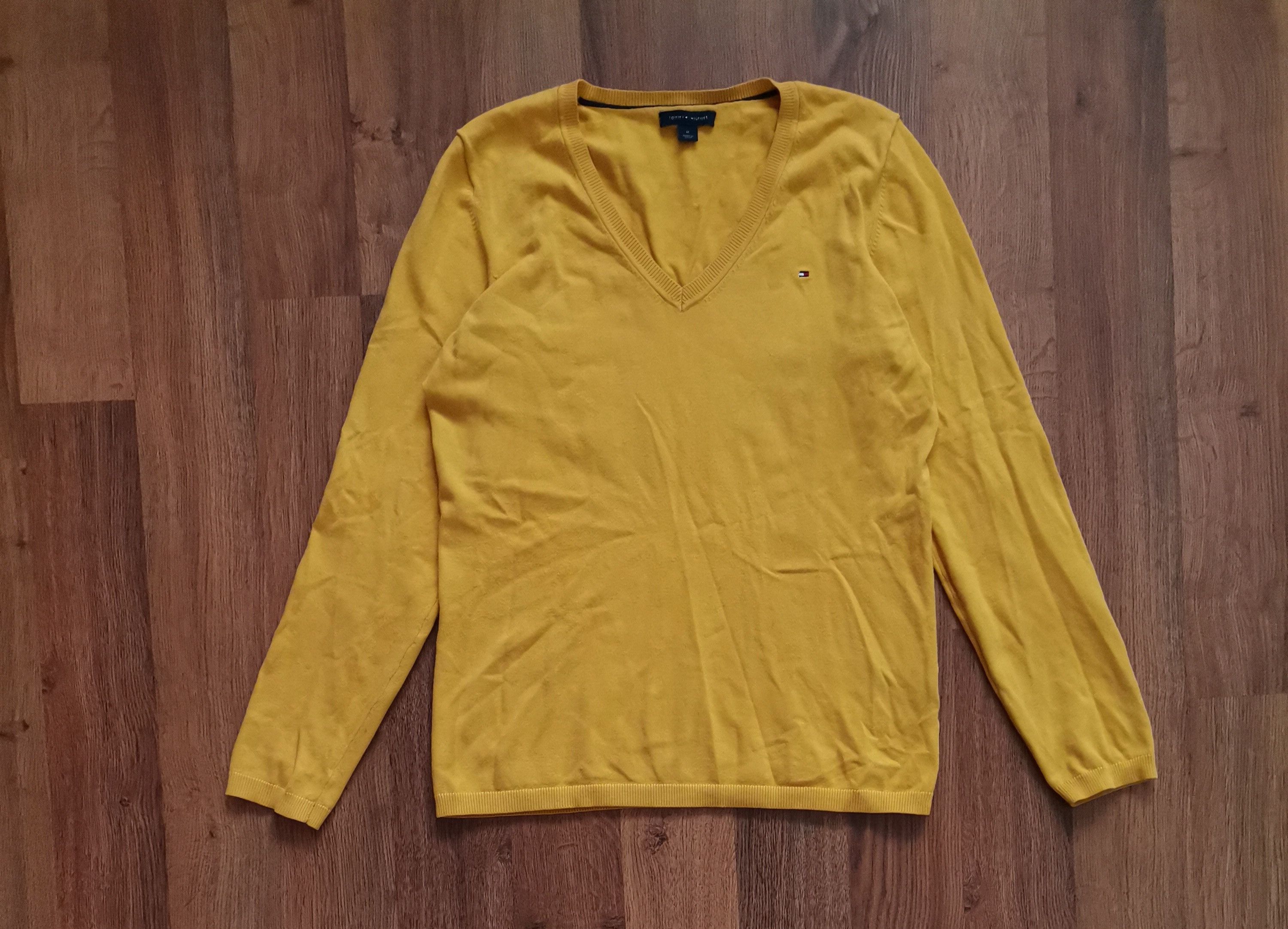 Tommy Hilfiger Tommy Hilfiger Women's Sweater Size M / US 6-8 / IT 42-44 - 1 Thumbnail