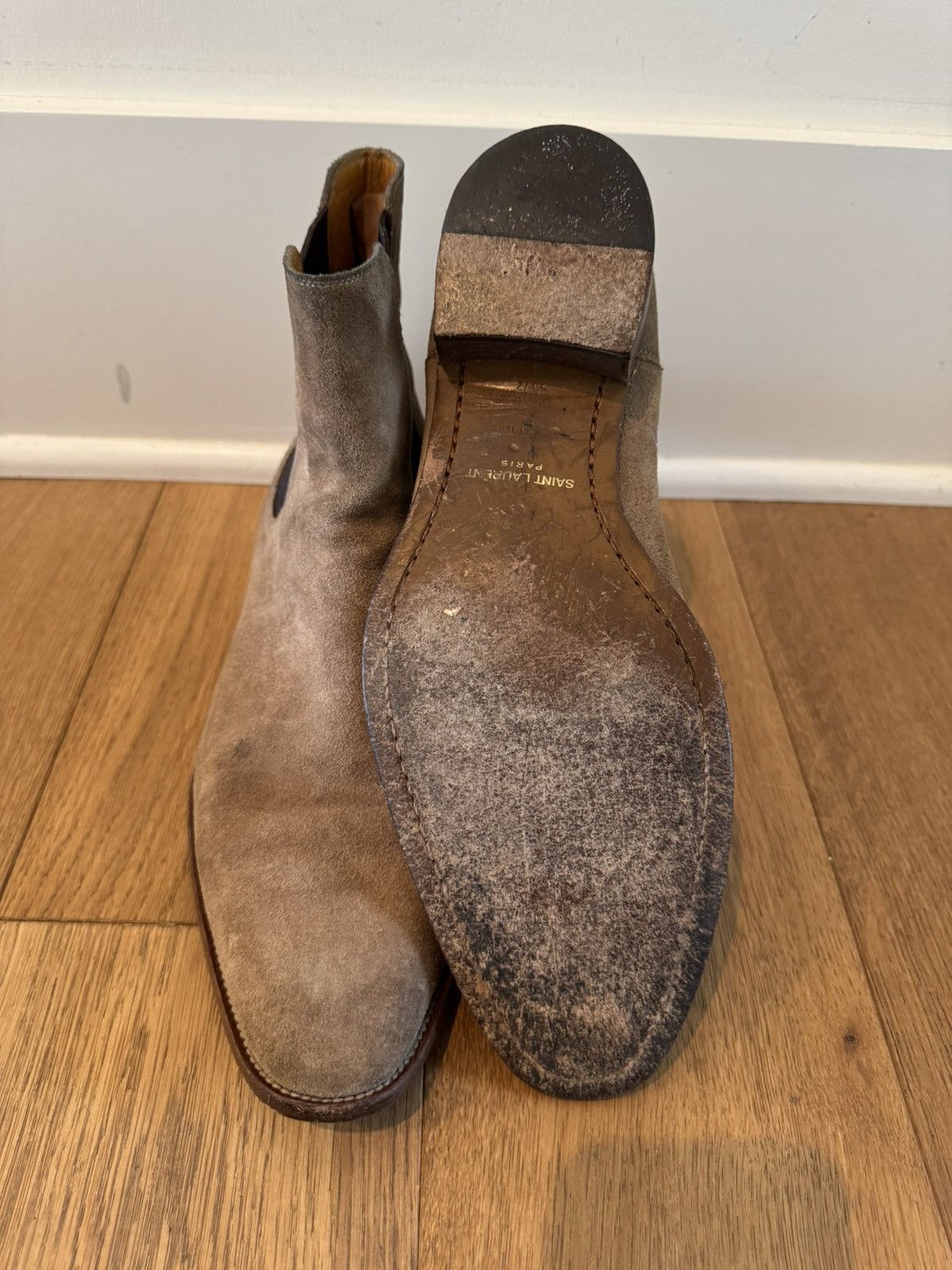 Saint Laurent Paris Saint Laurent Paris Suede Chelsea Boots Size US 11.5 / EU 44-45 - 4 Thumbnail