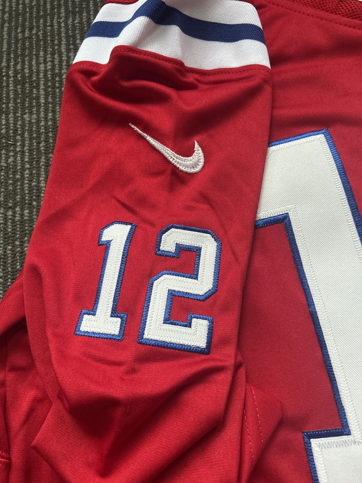 NFL Tom Brady Red Patriots Jersey Size US S / EU 44-46 / 1 - 5 Thumbnail