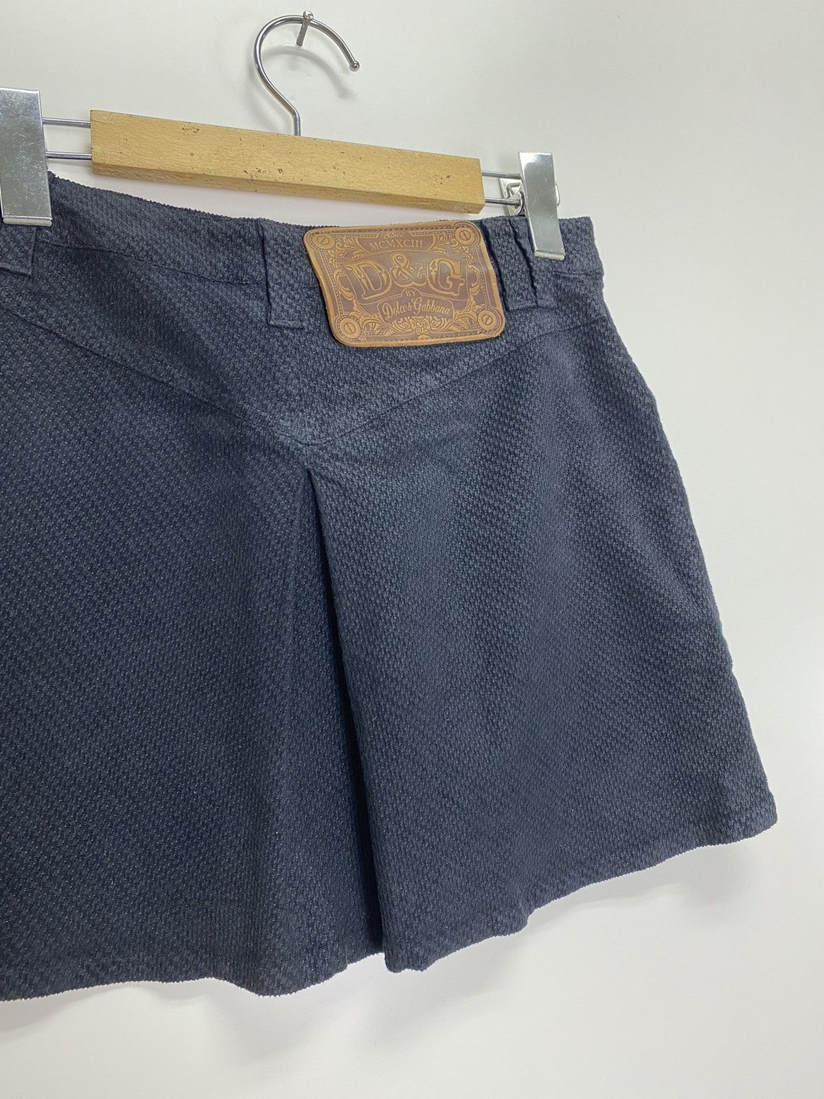 Dolce & Gabbana Dolce & Gabbana mini skirts Size 28" / US 6 / IT 42 - 7 Thumbnail
