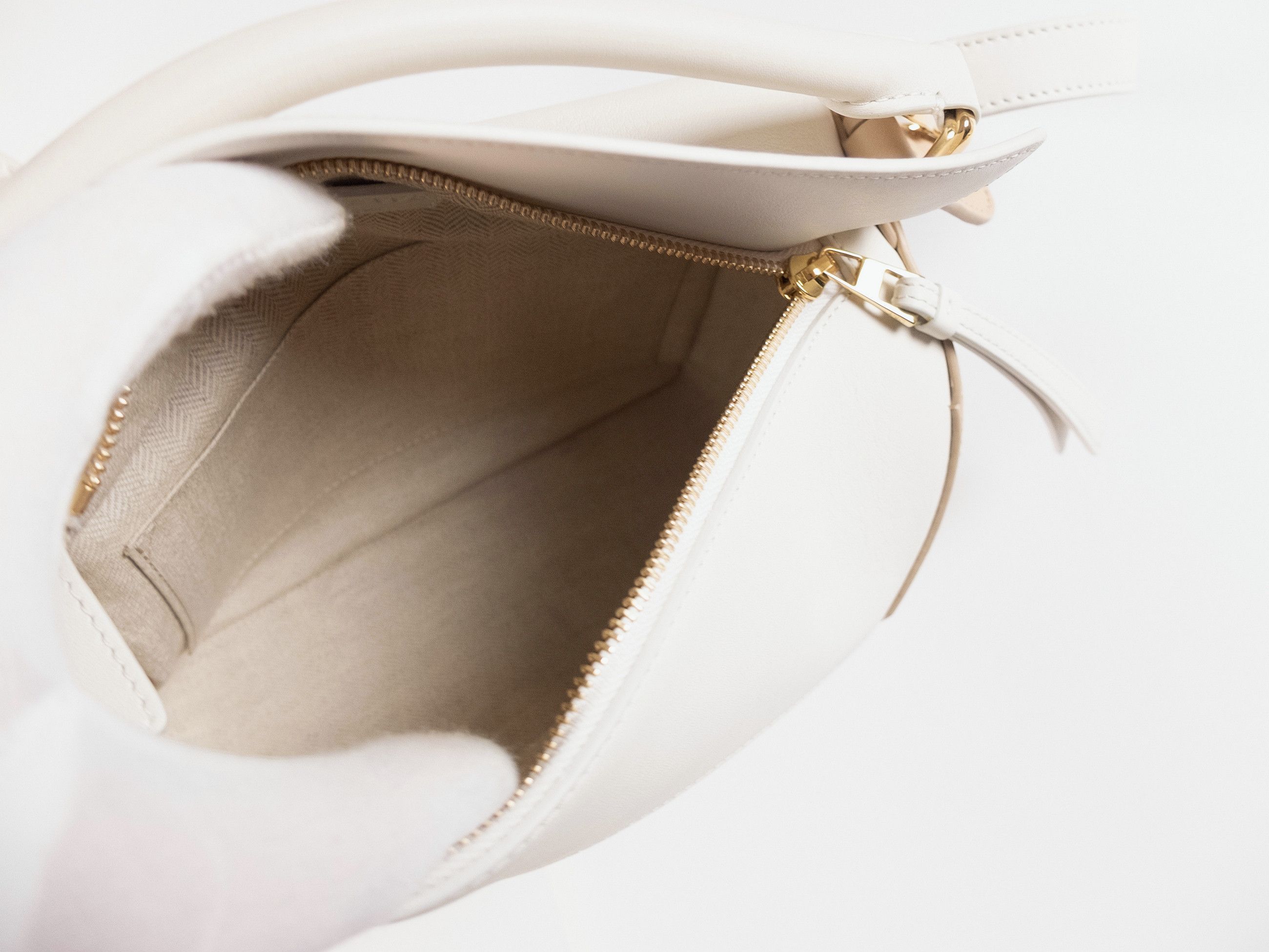 Loewe LOEWE Puzzle Edge bicolor beige & white leather bag Size ONE SIZE - 17 Thumbnail
