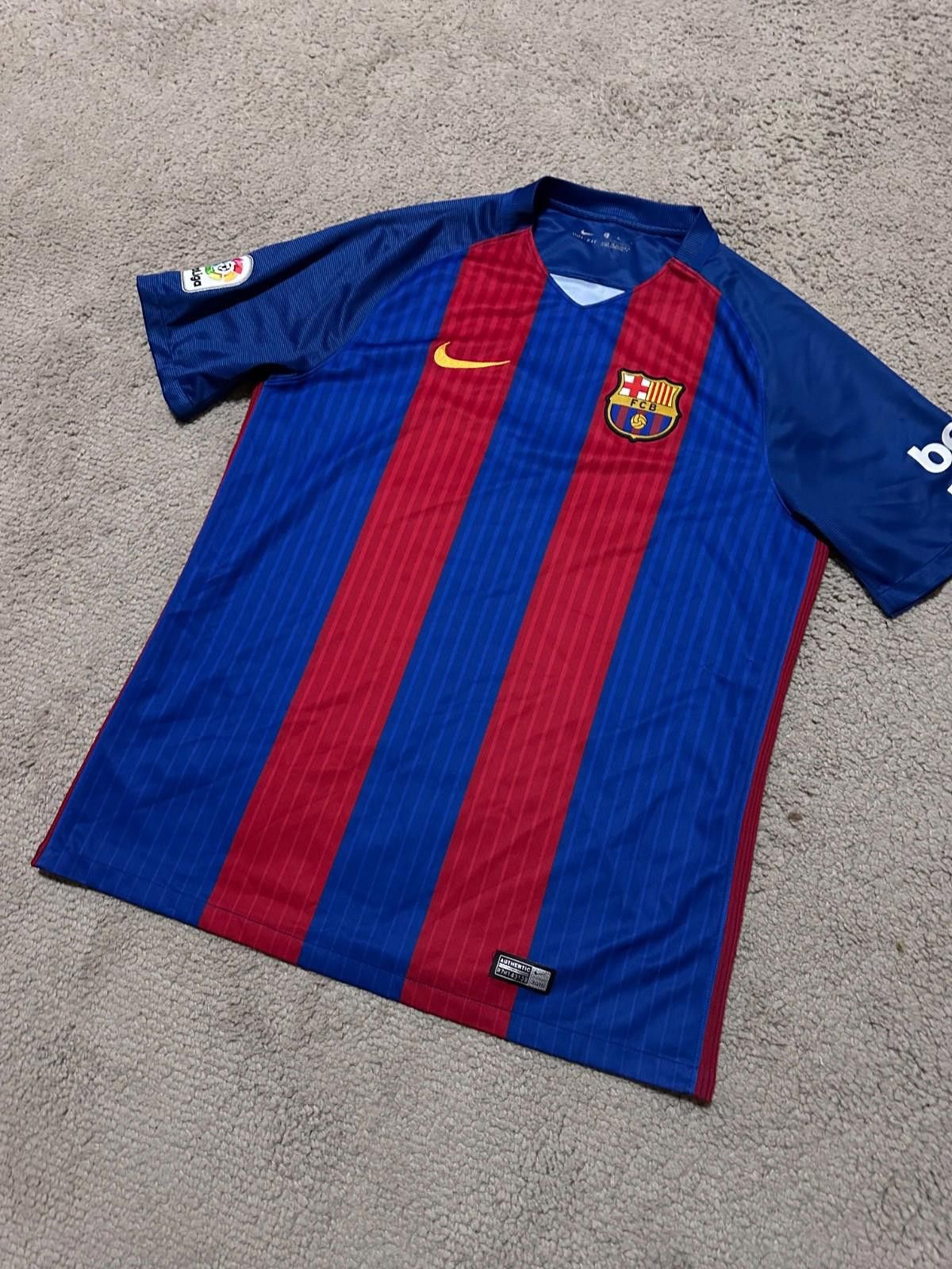 Nike FC Barcelona 2016-17 Home Football Soccer Jersey Nike Sz L Size ONE SIZE - 2 Thumbnail
