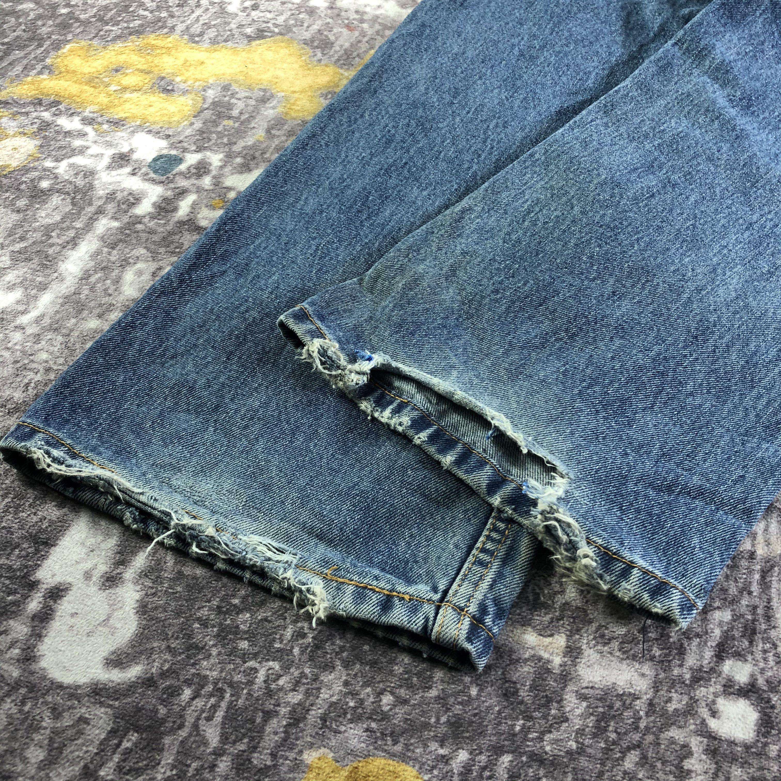 Levi's × Vintage Vintage Blue Wash Levis 559 Jeans-JM3425 Size 37" - 6 Thumbnail
