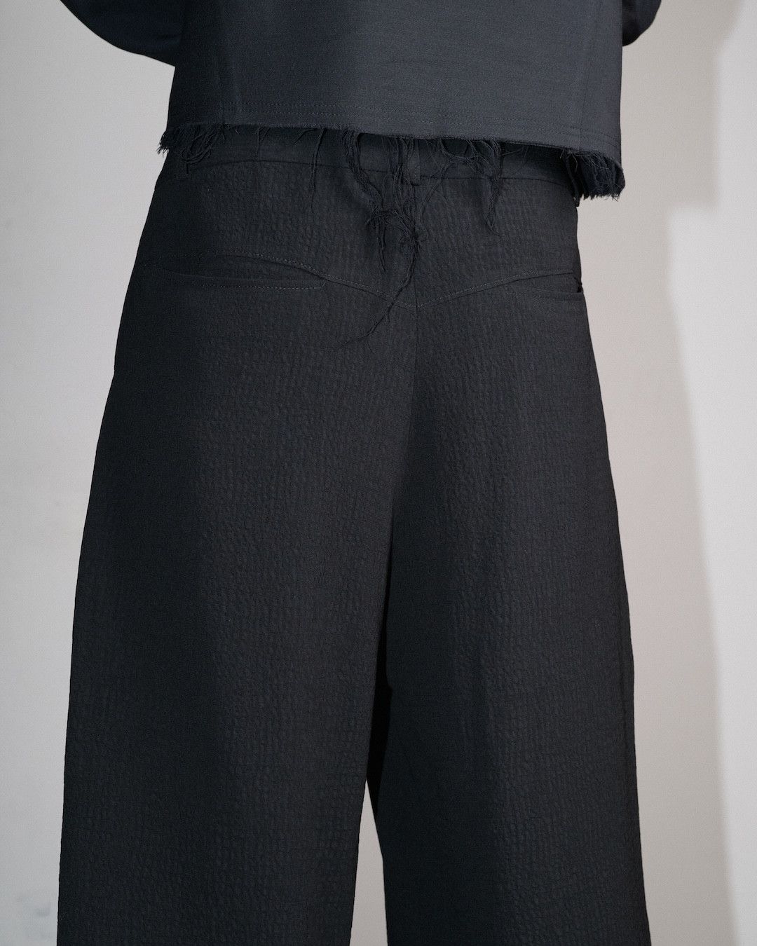 Other NKTRMNV TEXTURED CONTOUR TROUSERS Size US 28 / EU 44 - 8 Thumbnail