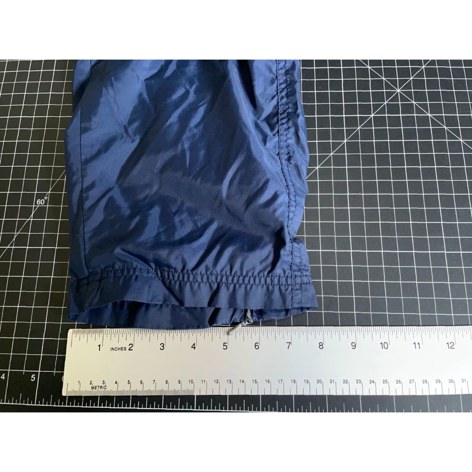 Nike VINTAGE Nike Windbreaker Pants Men Large Dark Blue Lined Drawstring 90s Track Pants Nike Mens Large Blue 90s Retro Size US 30 / EU 46 - 7 Thumbnail