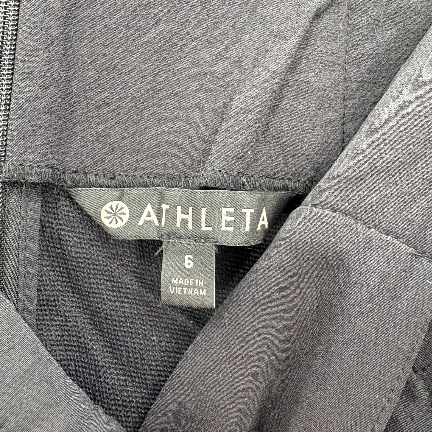 Athleta VINTAGE? No. Athleta Wander Slim Straight Crop Pants Womens 6 Black Stretch Back Zip Career Size 28" / US 6 / IT 42 - 4 Thumbnail