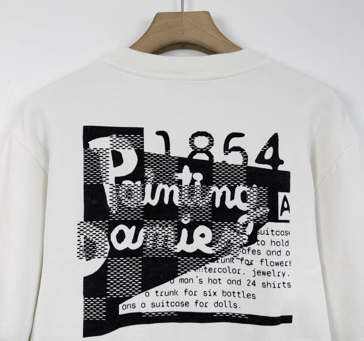 Louis Vuitton Louis Vuitton Letter Graffiti Print Sweatshirt K12 Size M / US 6-8 / IT 42-44 - 6 Thumbnail