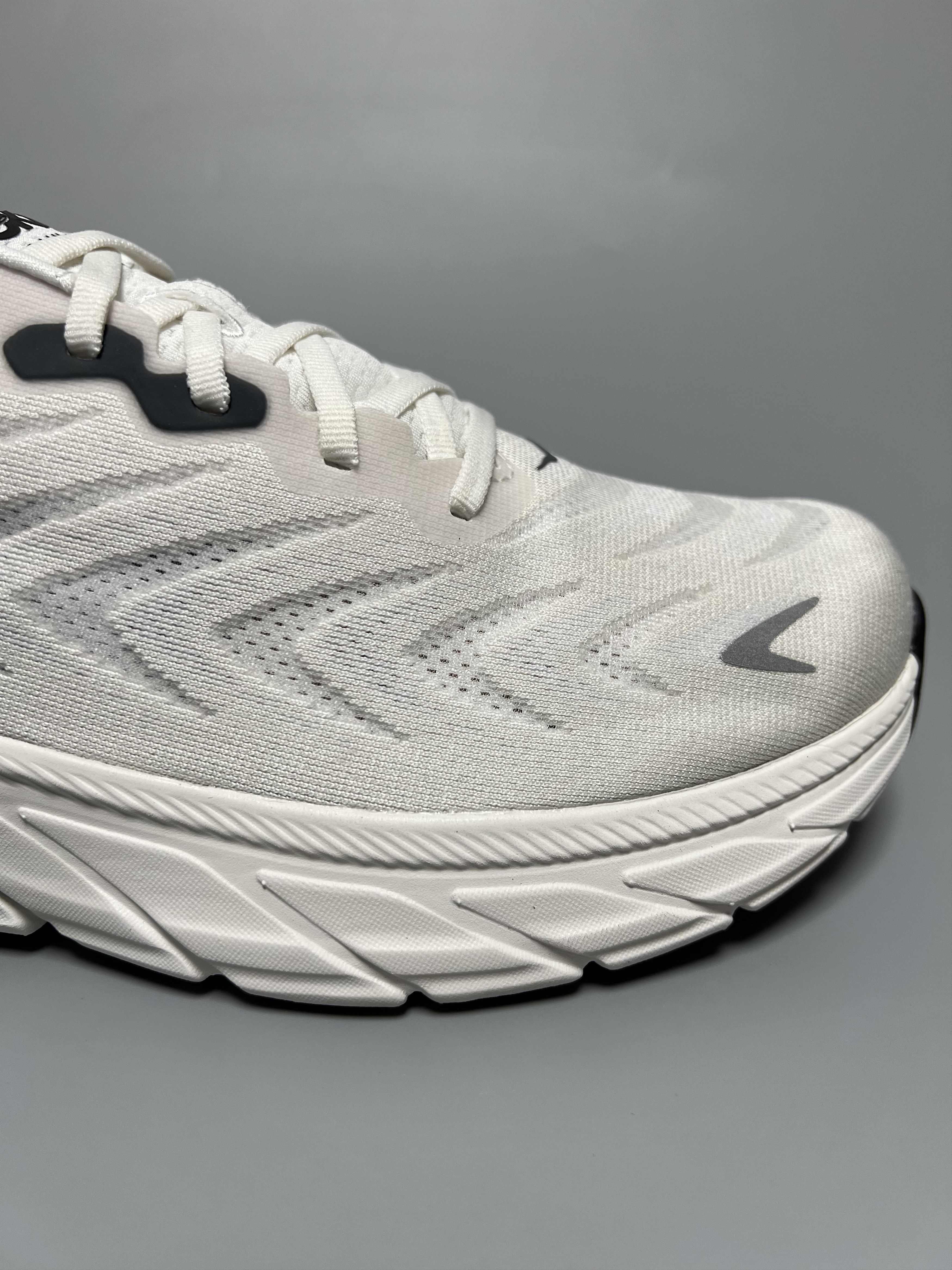 Hoka 9.5 EE Hoka One One Arahi 6 Wide Running Shoes 1123196-BDBSW Size US 9.5 / EU 42-43 - 13 Thumbnail