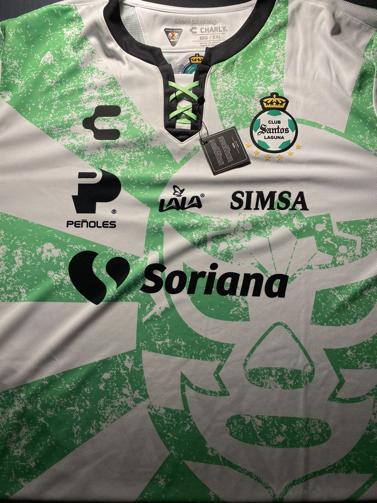 Other BNWT Special Edition LS Santos Laguna football shirt Size US XXL / EU 58 / 5 - 9 Thumbnail