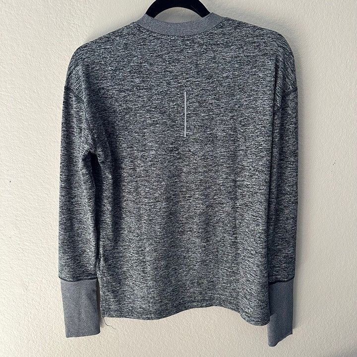 Nike Nike Dri-Fit Long Sleeves Workout Clothes Gray Running Gym Size S / US 4 / IT 40 - 2 Thumbnail