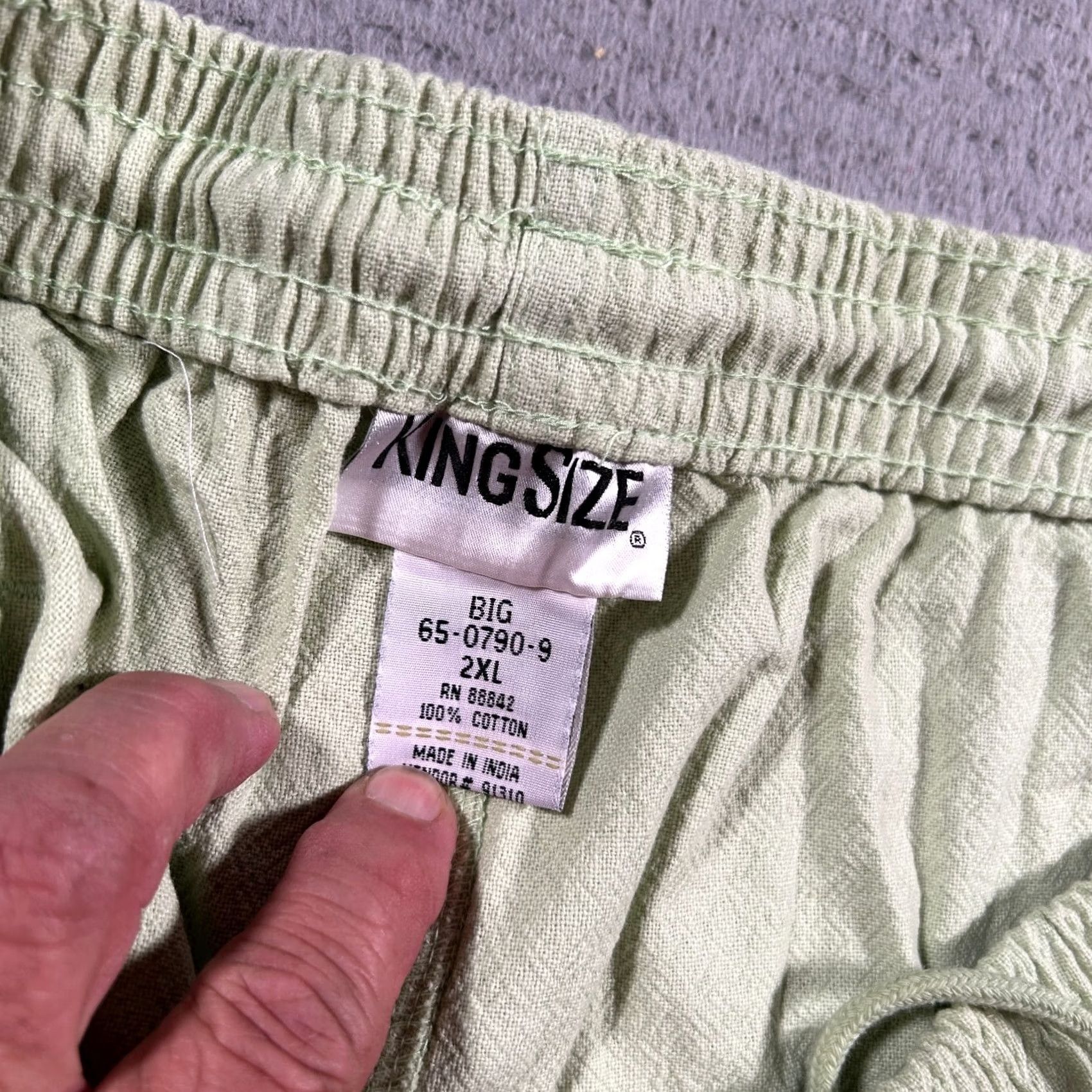 Vintage KINGSIZE Men 2XL Sweat Shorts Drawstring Pockets Fleece Big & Tall Green Athletics Casual Men Size US 38 / EU 54 - 3 Thumbnail