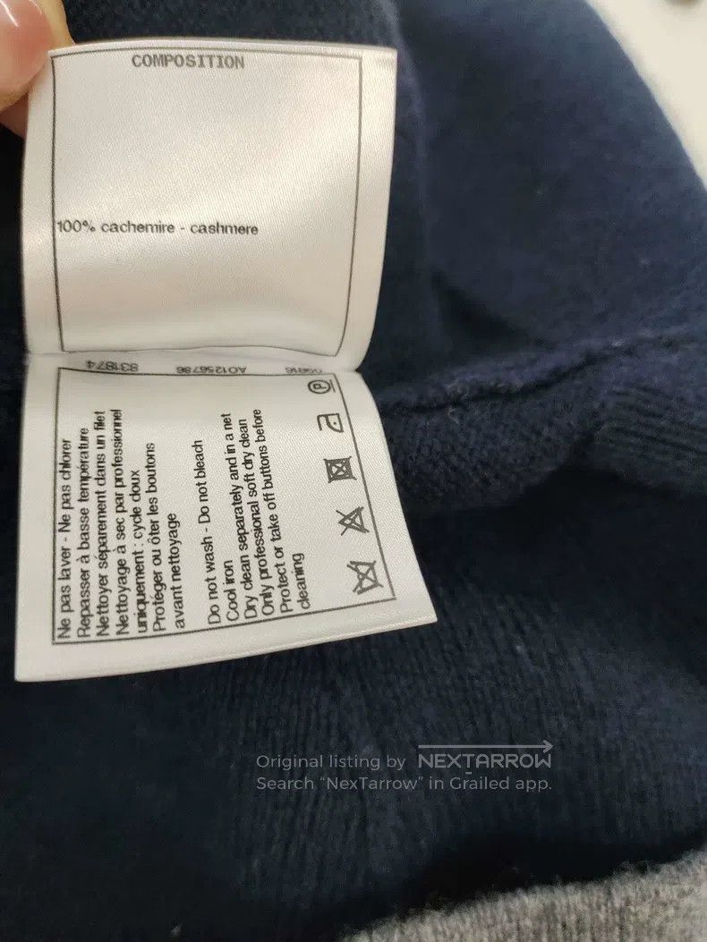 Chanel Blue and gray colour-blocked cashmere knitted cardi