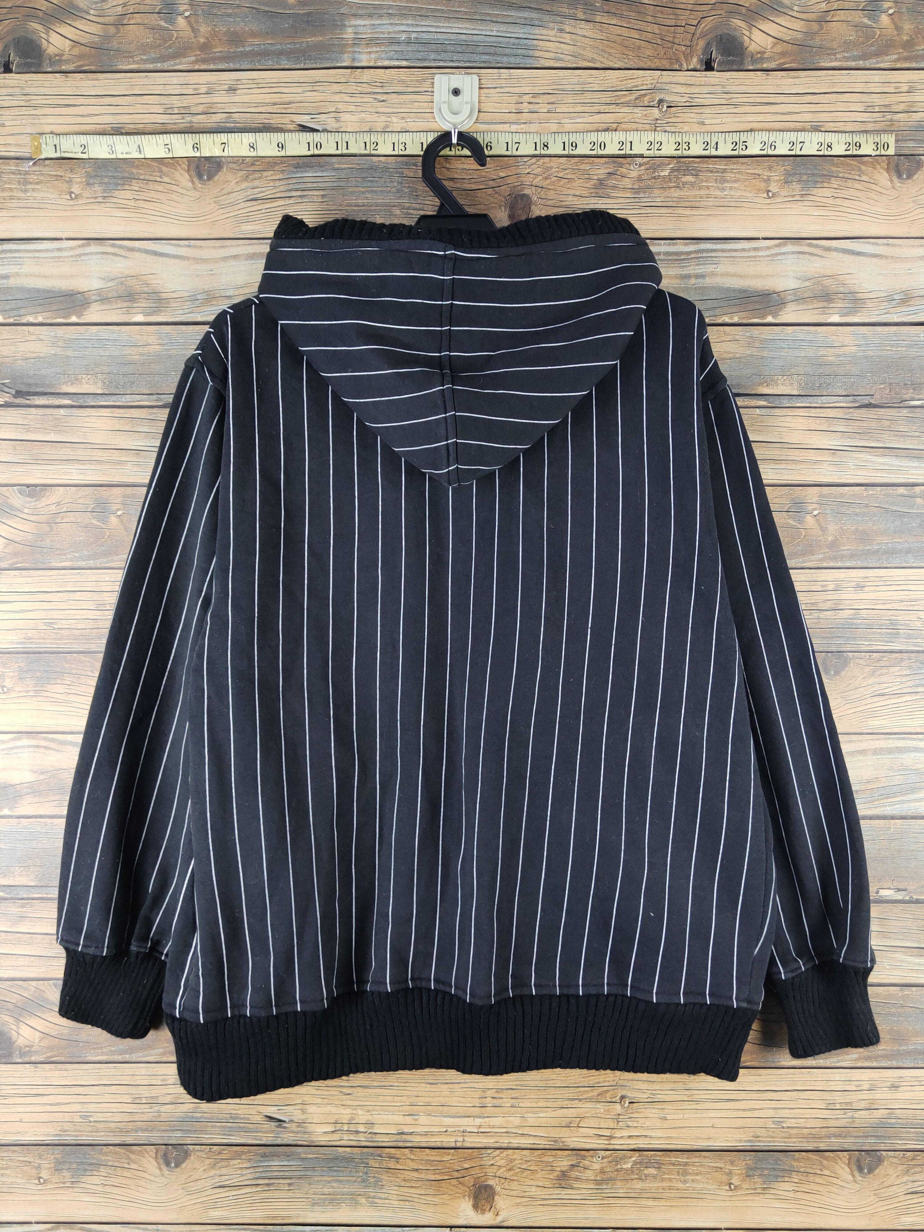 Japanese Brand DL Bullet Noise Black Hoodie Sweaters #2474 Size US L / EU 52-54 / 3 - 7 Thumbnail