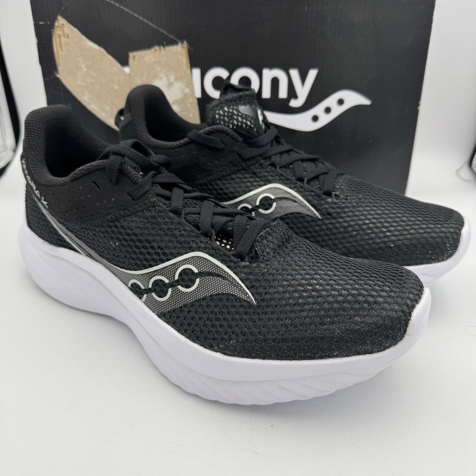 Saucony MenS Kinvara 14 Running Shoes Black/white Nib Size 9, Men's