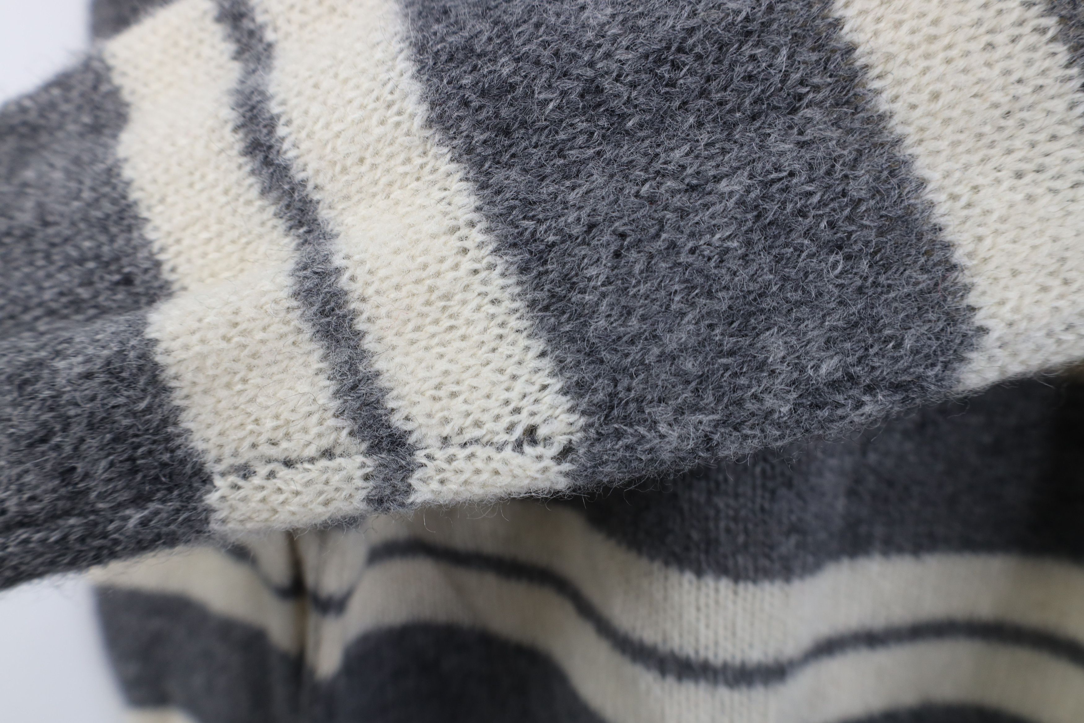 Vintage Vintage 60s 70s Streetwear Striped Wool Knit Henley Sweater Size S / US 4 / IT 40 - 7 Thumbnail
