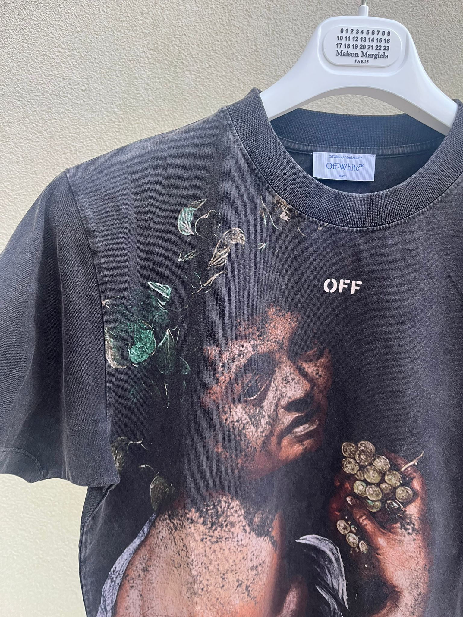 Off-White Bacchus Slim SS Tee in Black Size US S / EU 44-46 / 1 - 8 Thumbnail