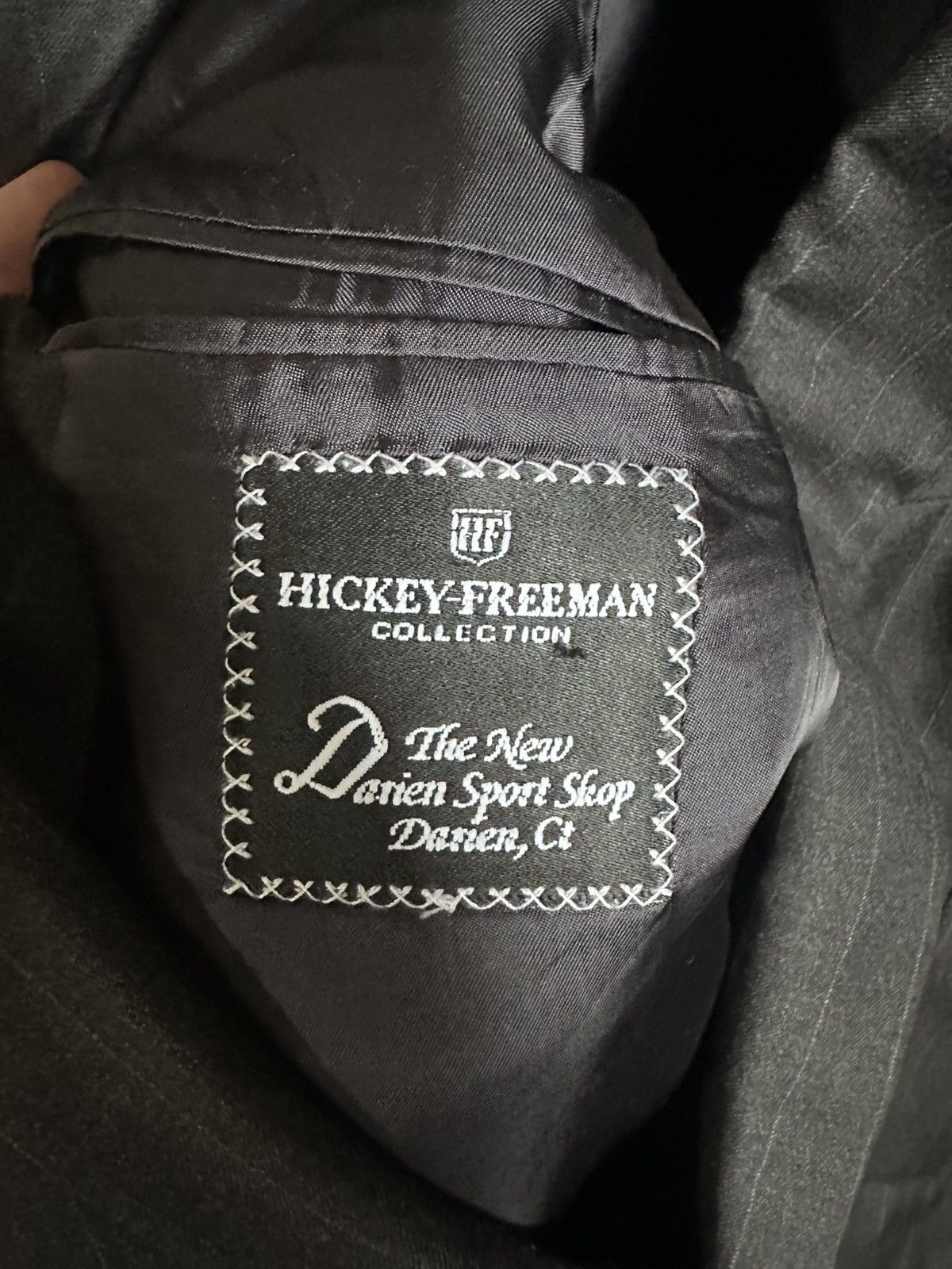 Hickey Freeman LORO PIANA Tasmanian Super 120s custom 2pc pinstriped suit Size 48S - 7 Thumbnail