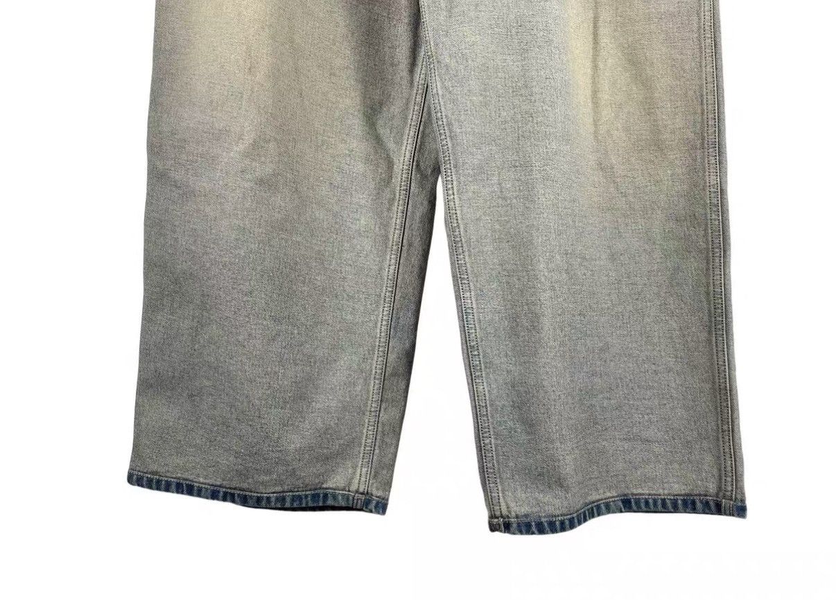 Balenciaga Balenciaga 24SS Reversed Inside-Out Washed Denim Jeans J31 Size US 36 / EU 52 - 4 Thumbnail