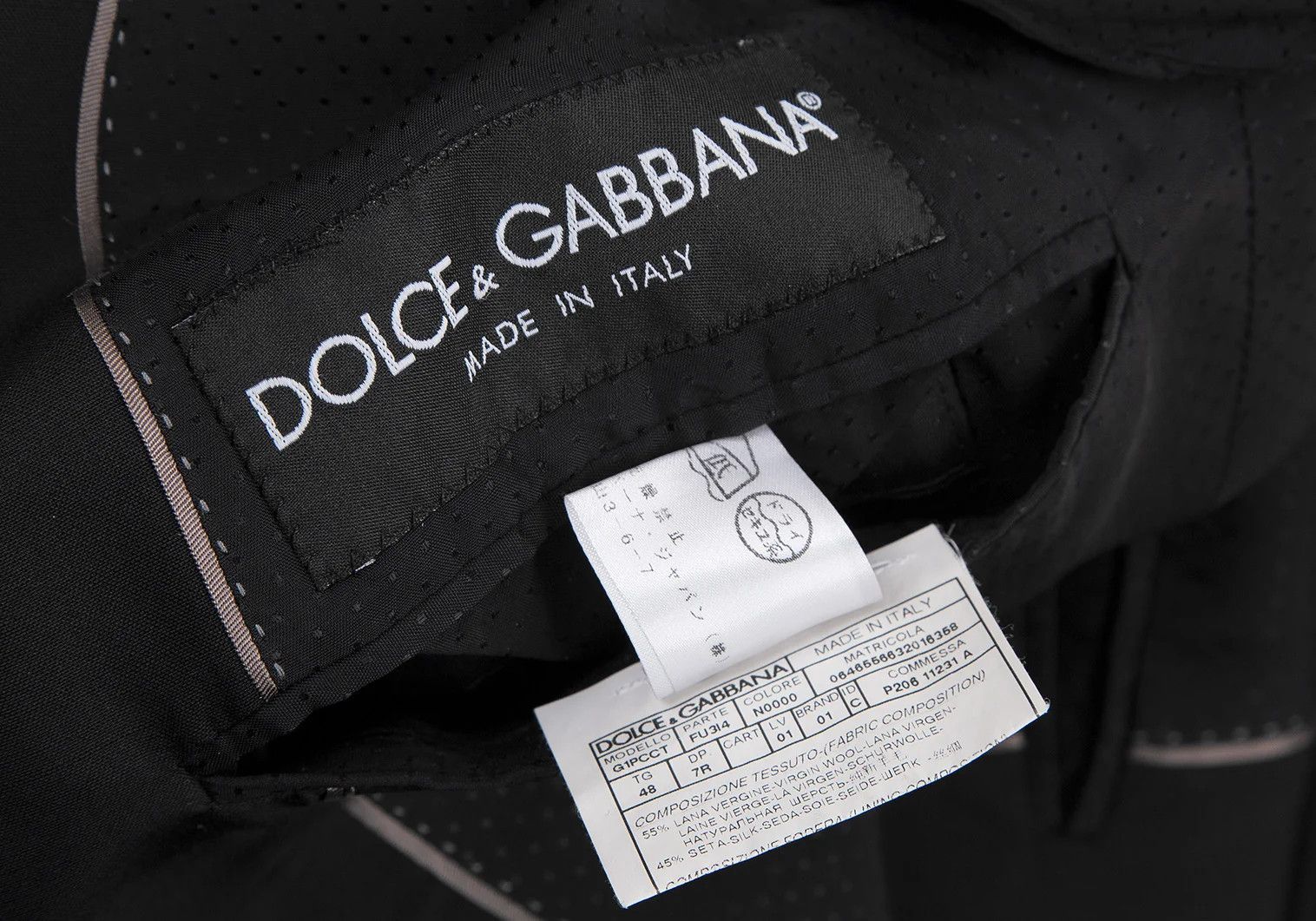 Dolce & Gabbana Wool Silk Peak Lapel Jacket in Black Size 48 Size US M / EU 48-50 / 2 - 17 Thumbnail