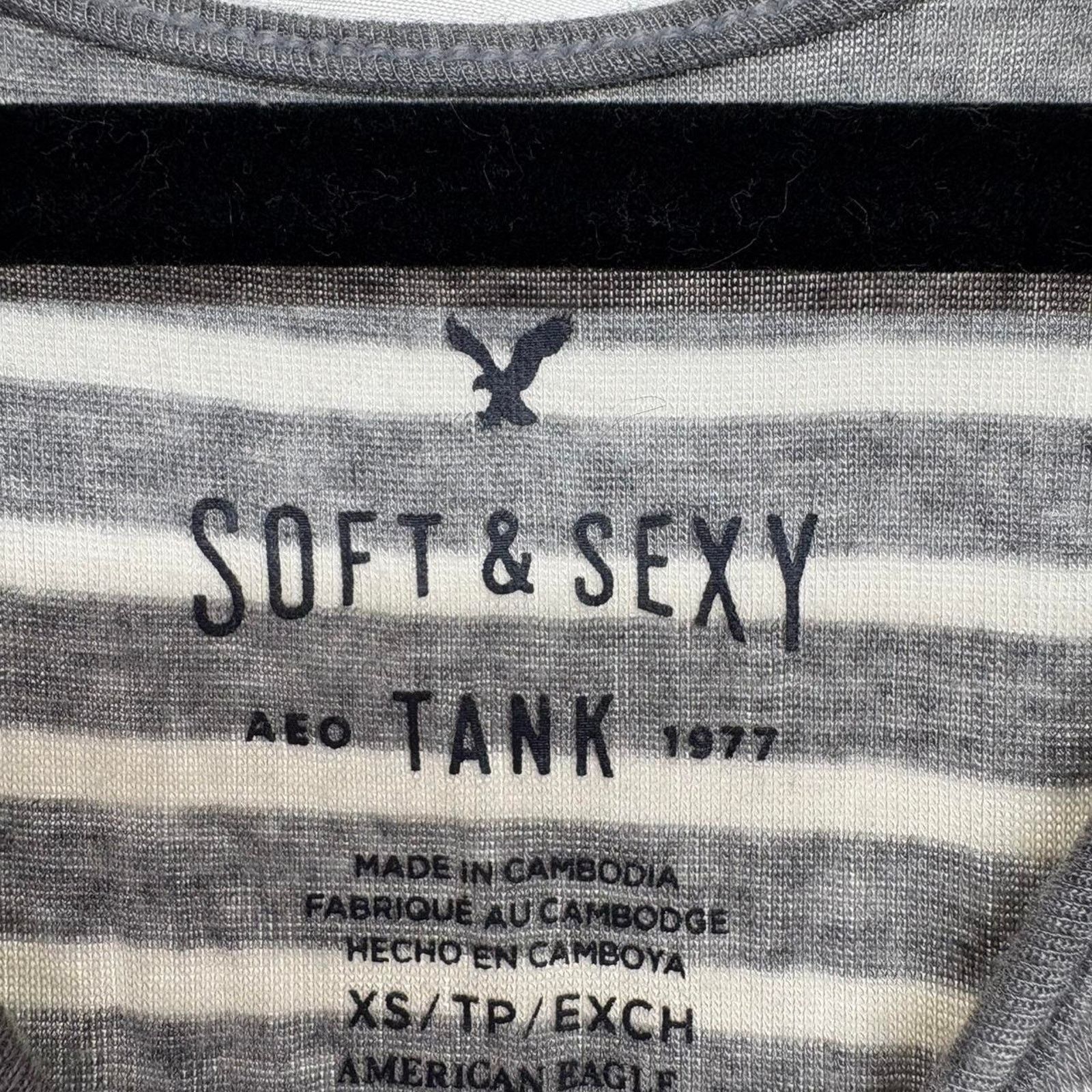 American Eagle Outfitters American eagle grey and white Size S / US 4 / IT 40 - 6 Thumbnail