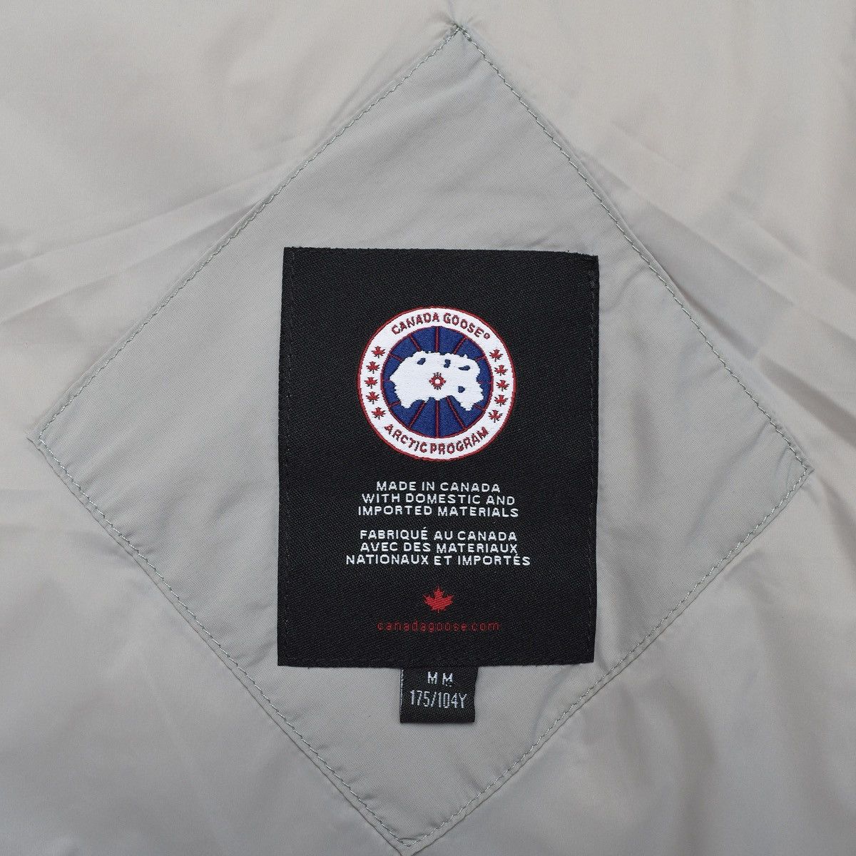 Canada Goose *BNWOT* CANADA GOOSE EVERETT PUFFER DOWN VEST Size US M / EU 48-50 / 2 - 5 Thumbnail