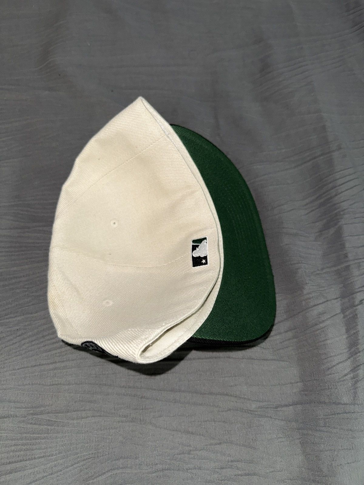 Other Seattle Mariners off white fitted hat 7 1/2 Size ONE SIZE - 2 Thumbnail