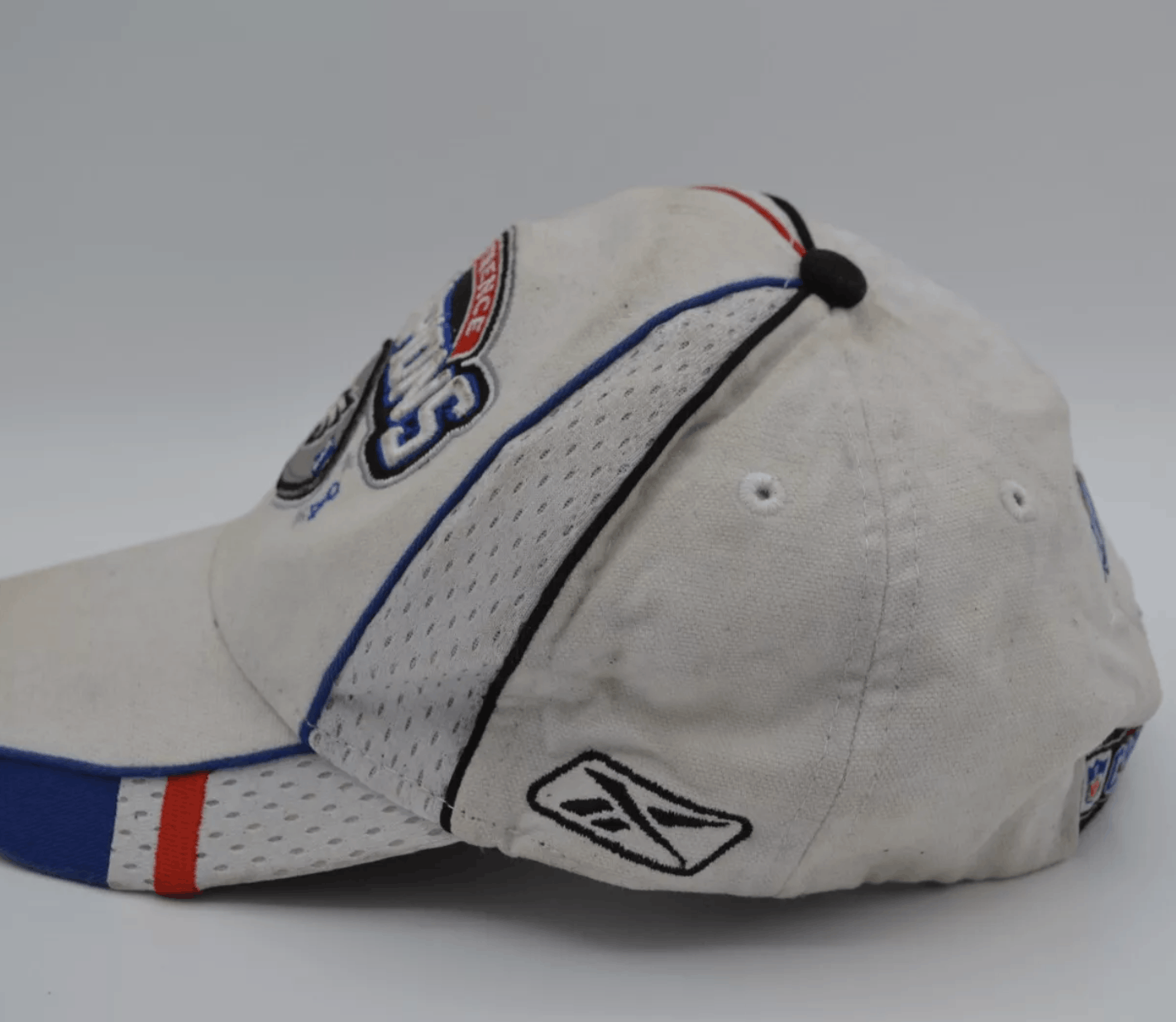 Vintage vintage 2004 eagles conference champions hat Size ONE SIZE - 3 Thumbnail