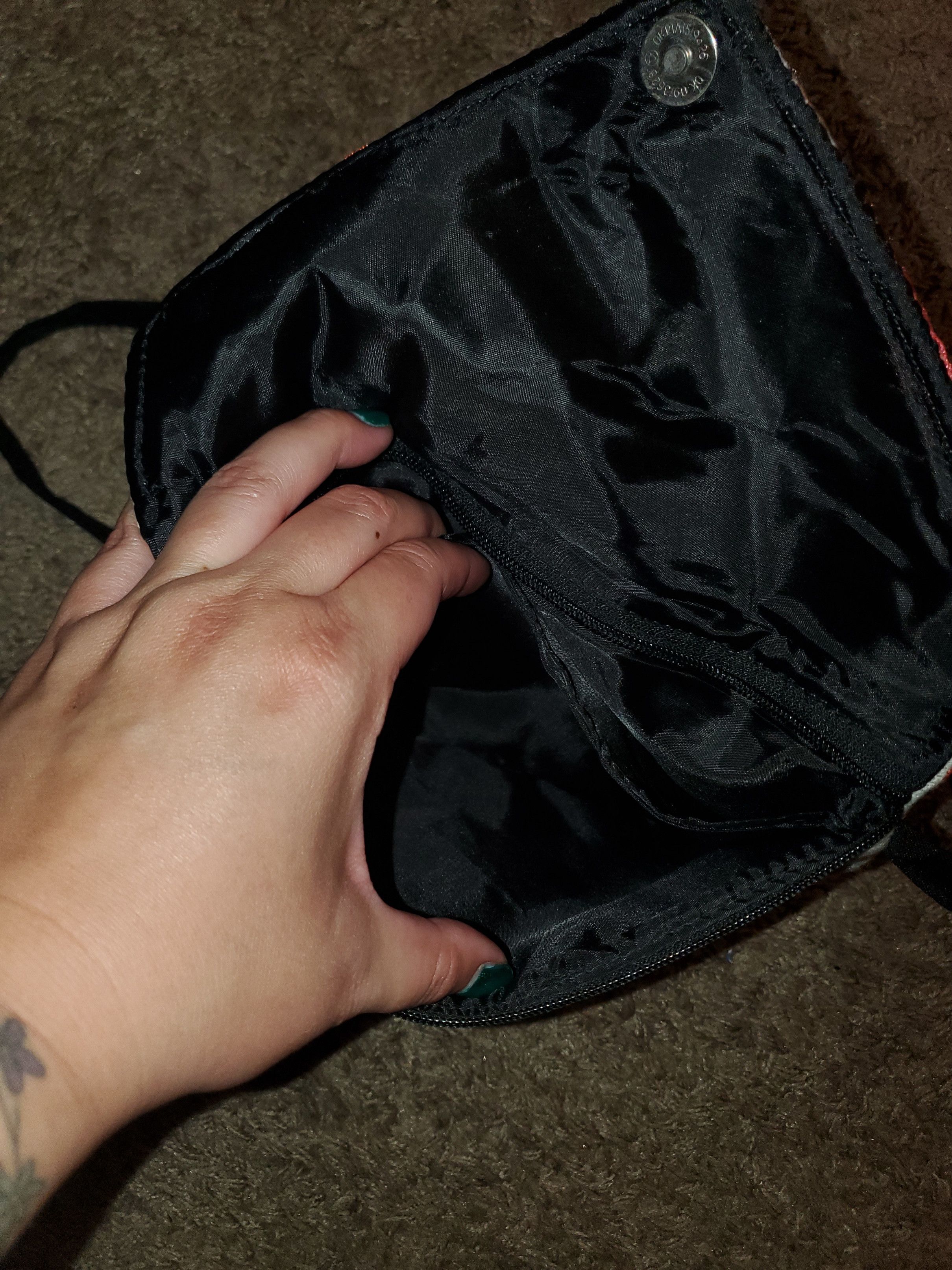 Other *NWOT* Unique full floral embroidered crossbody bag Size ONE SIZE - 7 Thumbnail