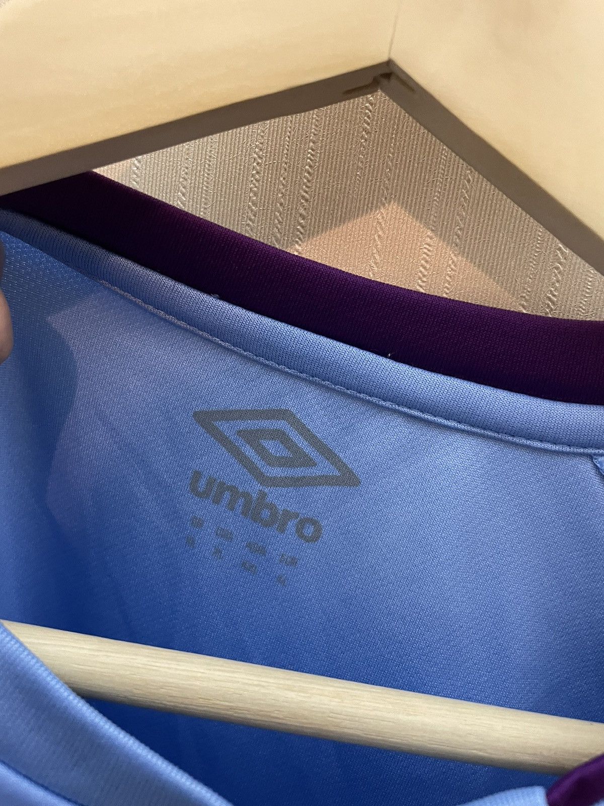 Umbro Umbro West Ham United soccer jersey Size US XL / EU 56 / 4 - 6 Thumbnail