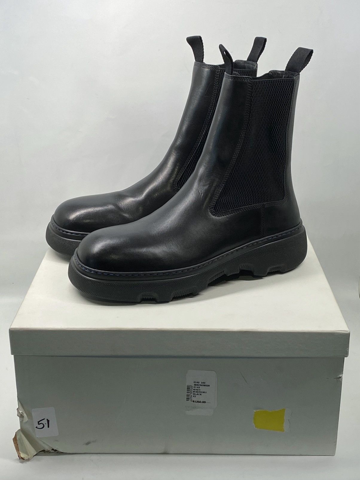 Burberry Burberry leather Chelsea boots size 43/us size 10 Size US 10 / EU 43 - 13 Thumbnail