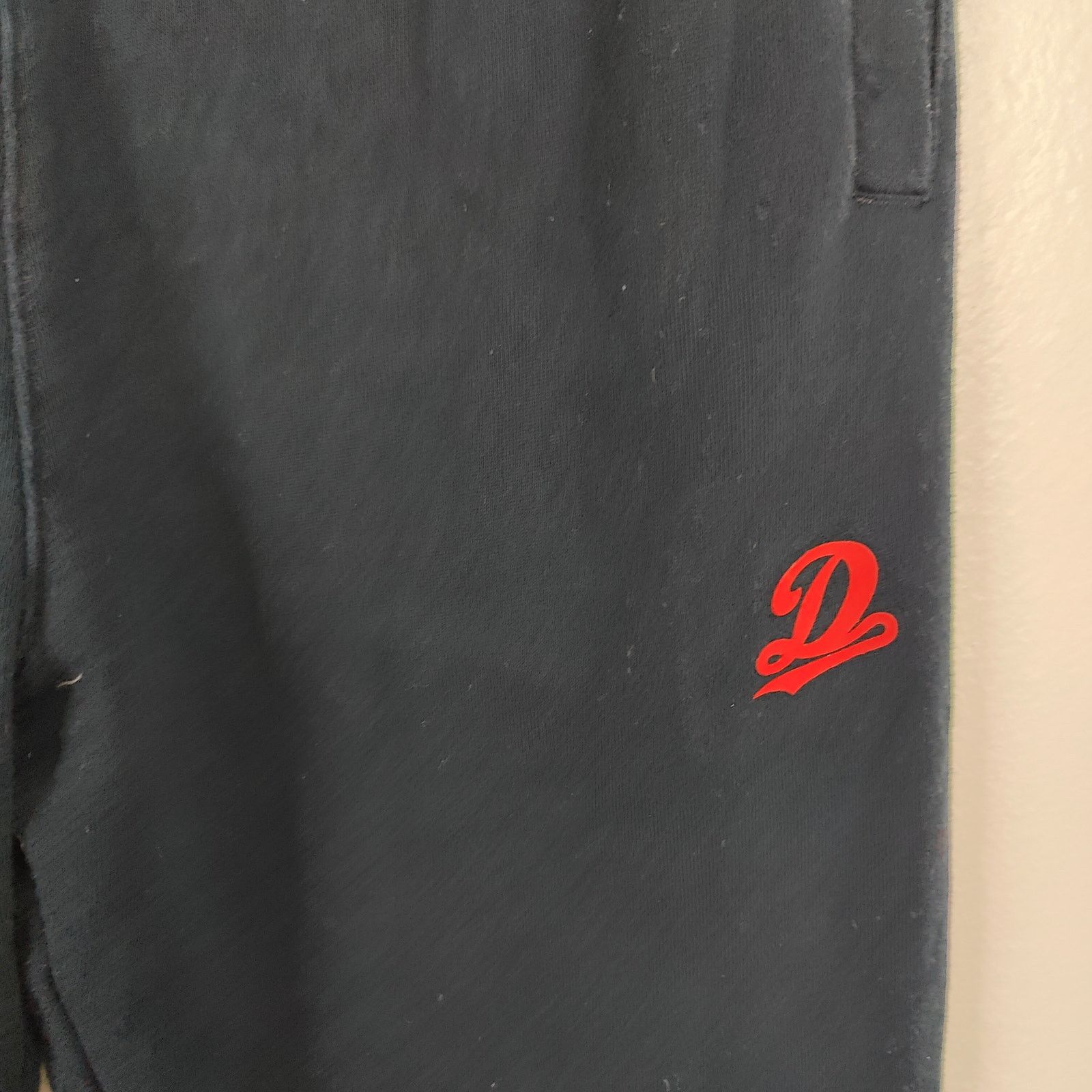 Other Dreamville Sweatpants Mens Medium Soft Black Red Logo Size US 32 / EU 48 - 2 Thumbnail