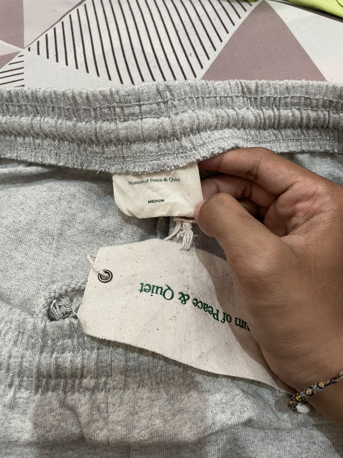 Museum of Peace and Quiet Museum of Peace & Quiet Sweatpants Classic Logo Size 28" / US 6 / IT 42 - 4 Thumbnail