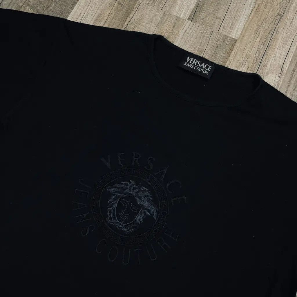 Versace Jeans Couture Versace big logo medusa vintage tshirt Size: M Size US M / EU 48-50 / 2 - 2 Thumbnail