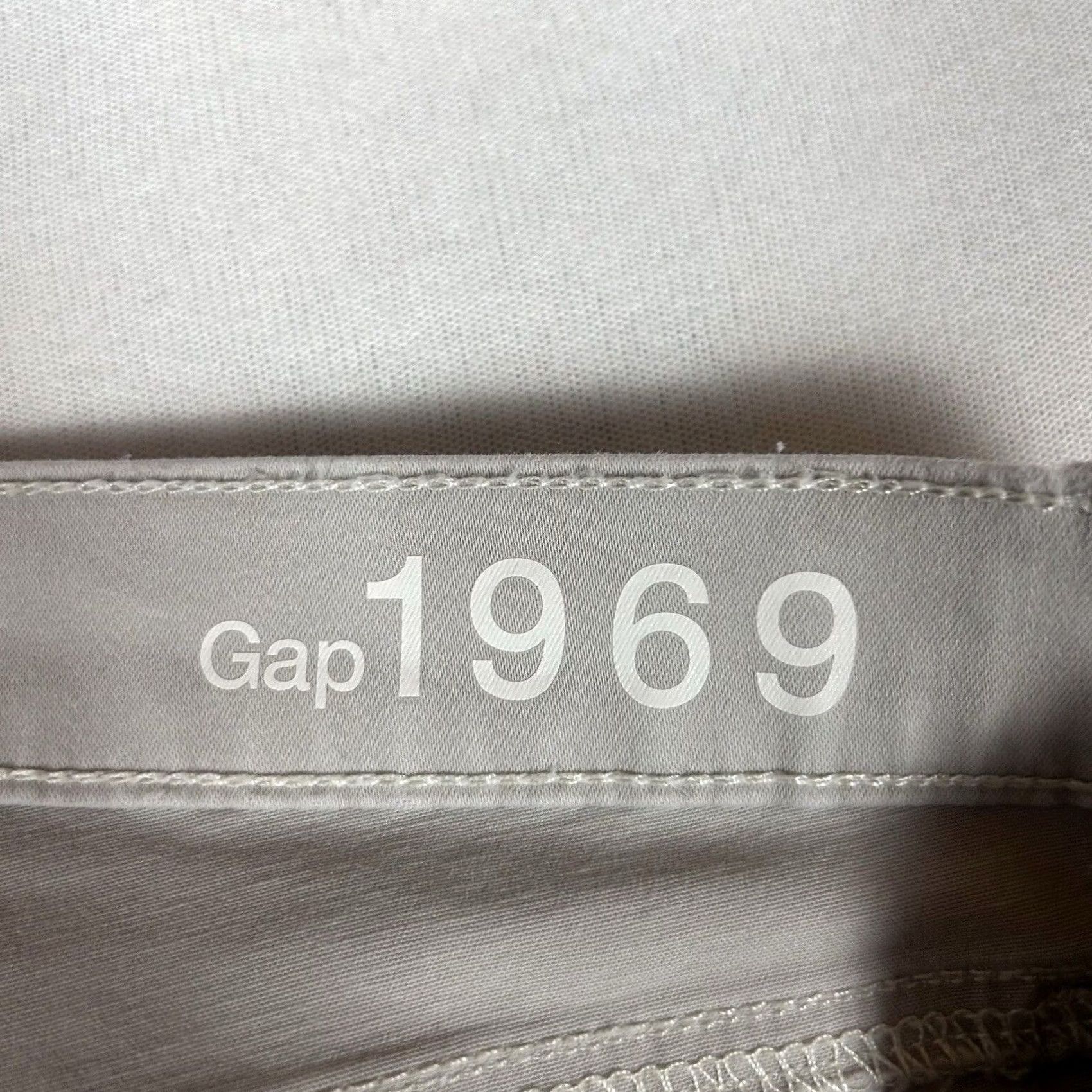 Gap GAP 1969 High Rise Skinny Jeans Womens 26 Stretch Light Gray Denim Shirt? Size 26" / US 2 / IT 38 - 4 Thumbnail