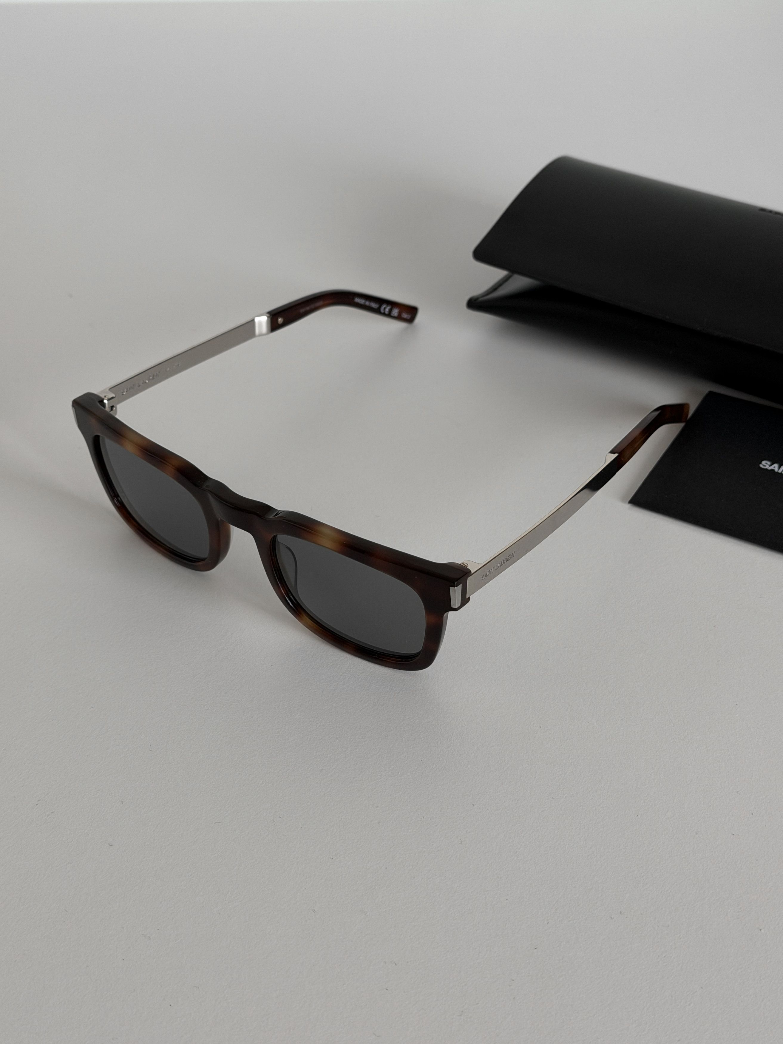Saint Laurent Paris Saint Laurent sunglasses Size ONE SIZE - 6 Thumbnail