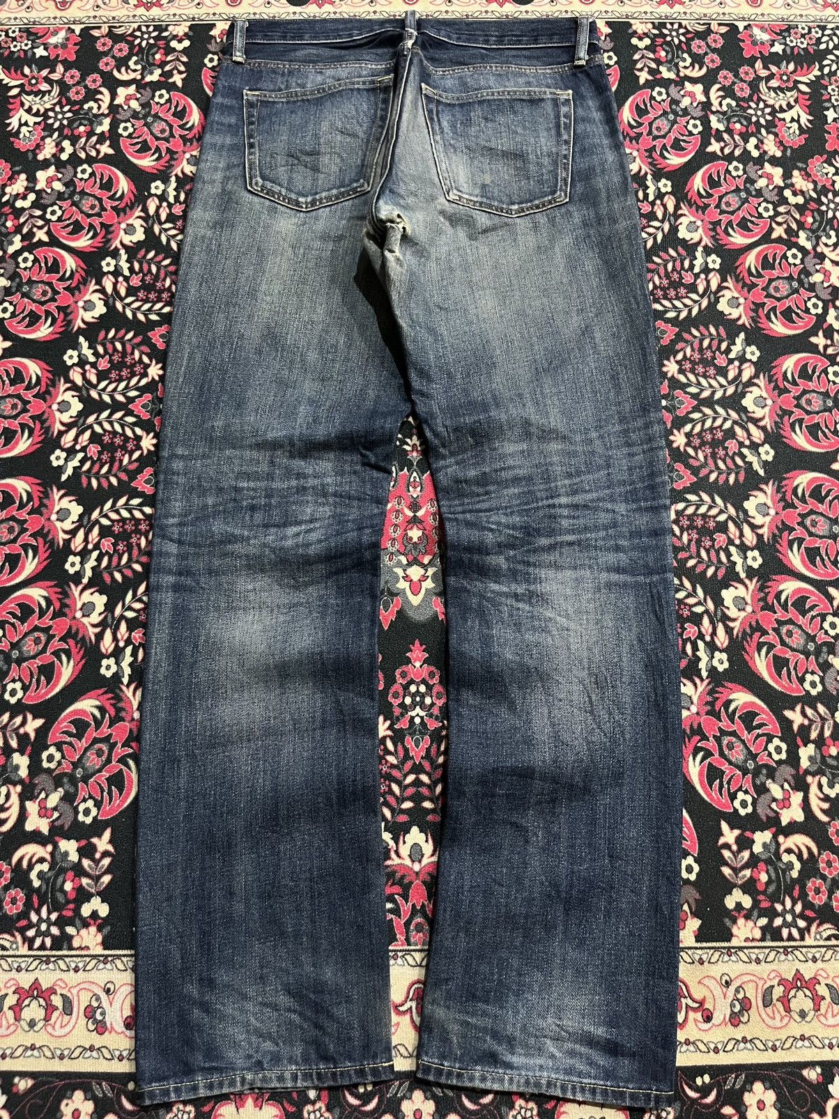 Uniqlo Vintage Uniqlo Dark Blue Washed Straight Leg Jeans Size US 32 / EU 48 - 2 Thumbnail