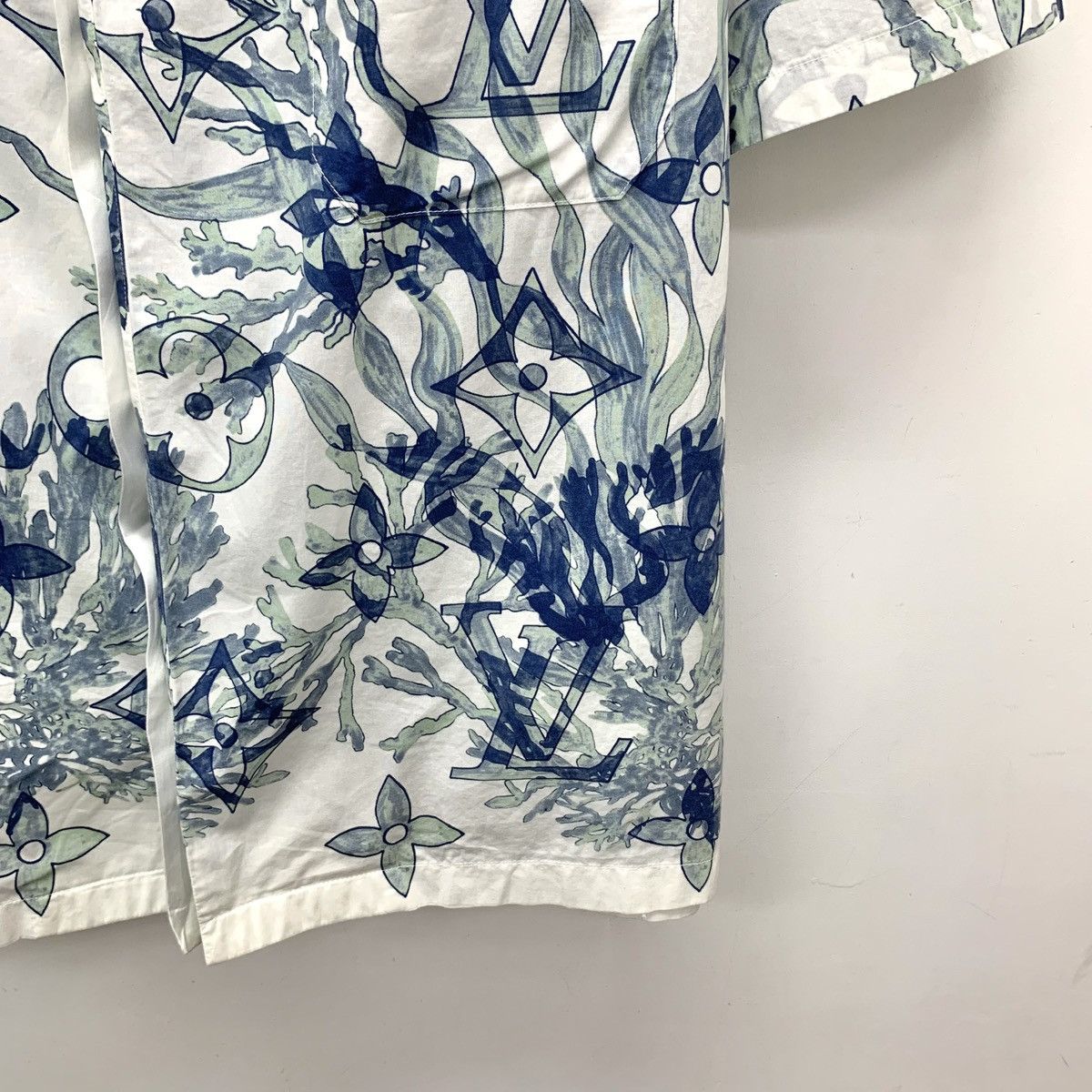 Louis Vuitton Louis Vuitton blue Aquatic Short Sleeve Shirt Size US M / EU 48-50 / 2 - 4 Thumbnail