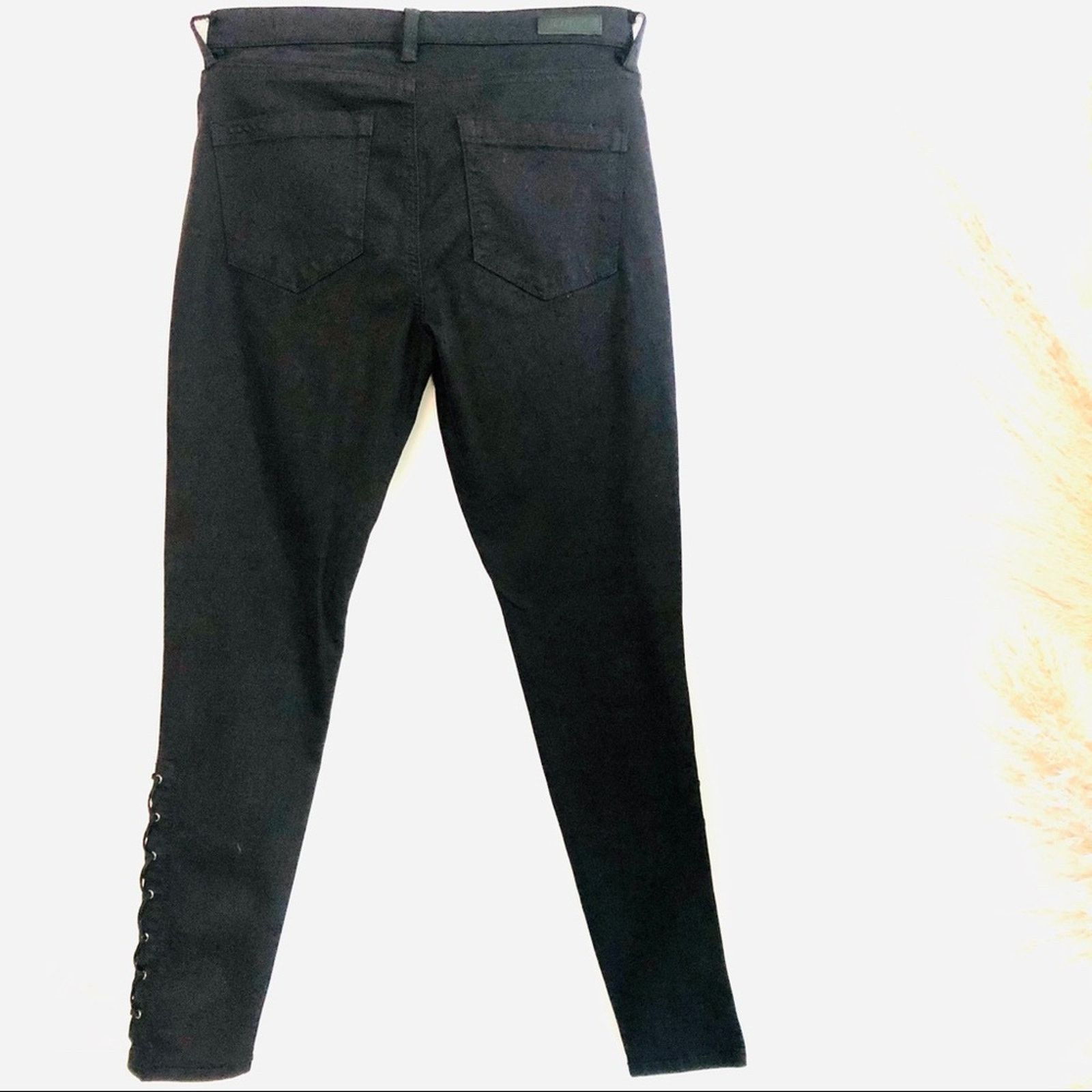 Anthropologie BLANK NYC Black Lace Up Ankle Tie Low Mid Skinny Denim Jeans Size 27" / US 4 / IT 40 - 4 Thumbnail